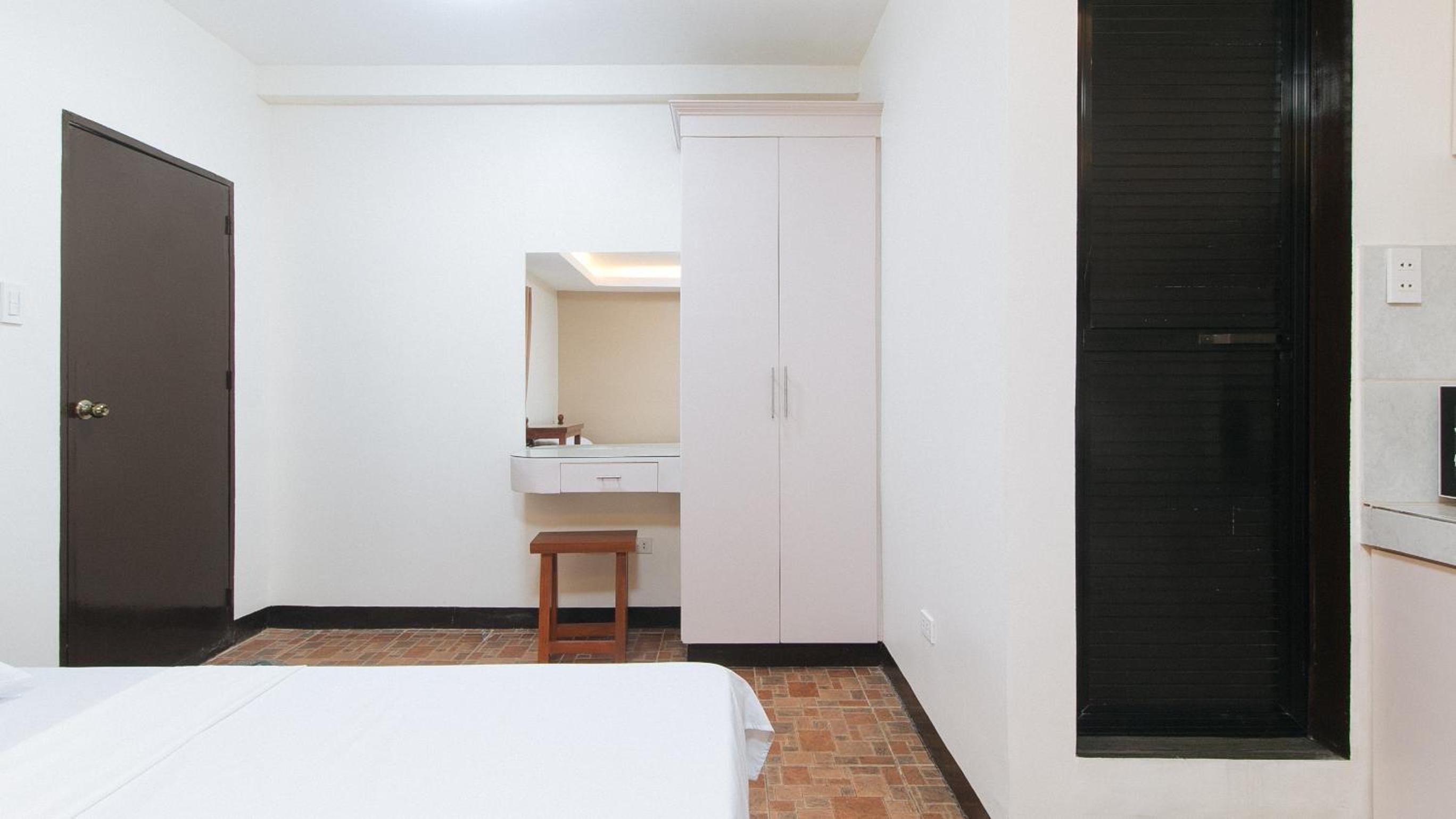 Standard Apartment - Photo 15