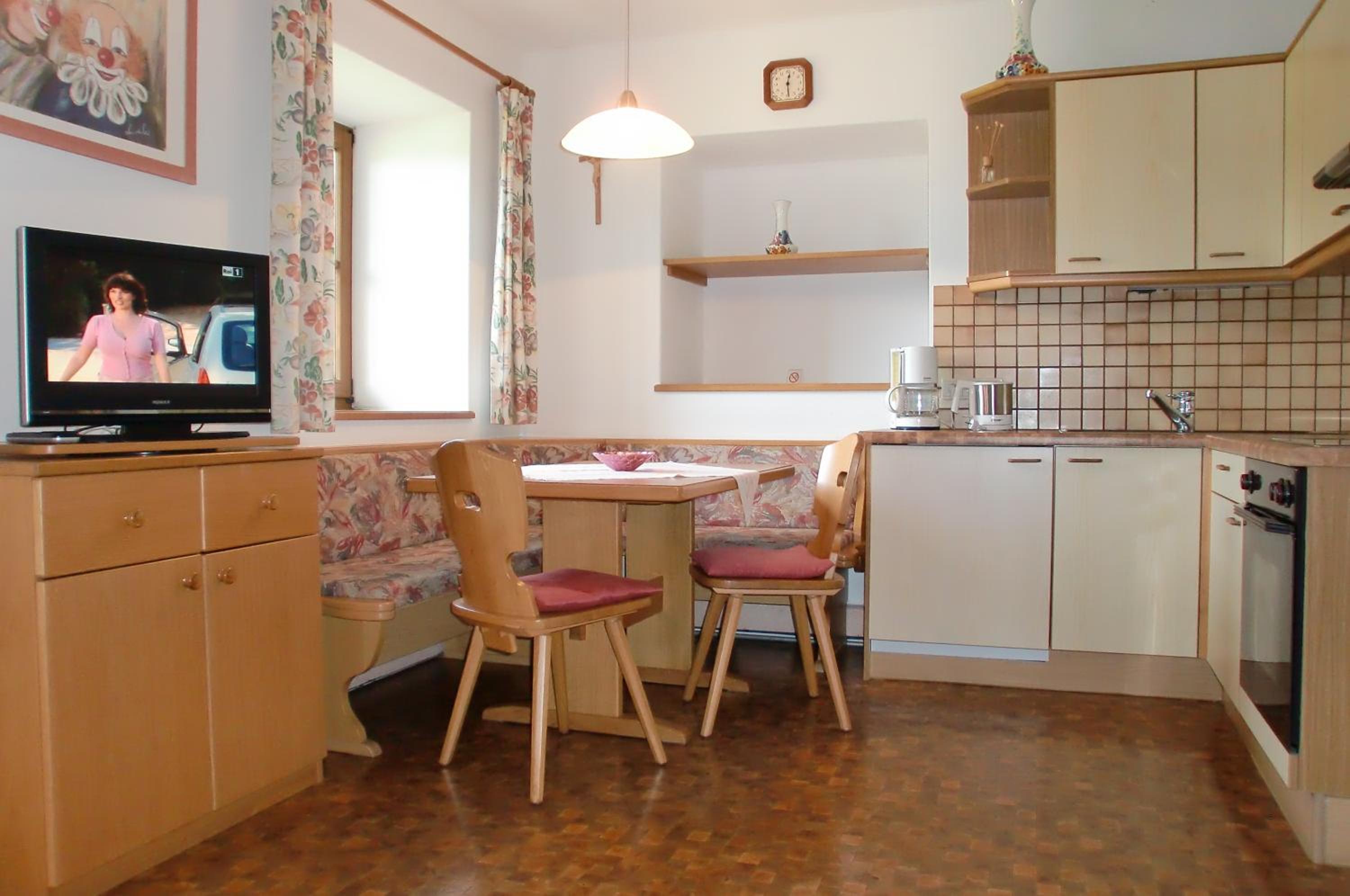 Apartment with Balcony photo 2