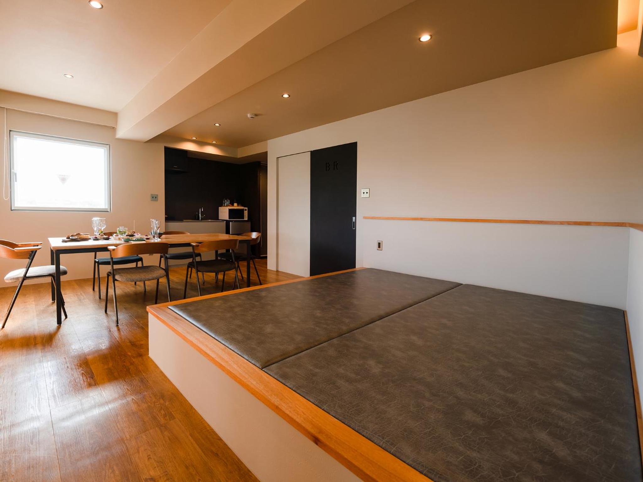 Superior Family Room - Photo 41