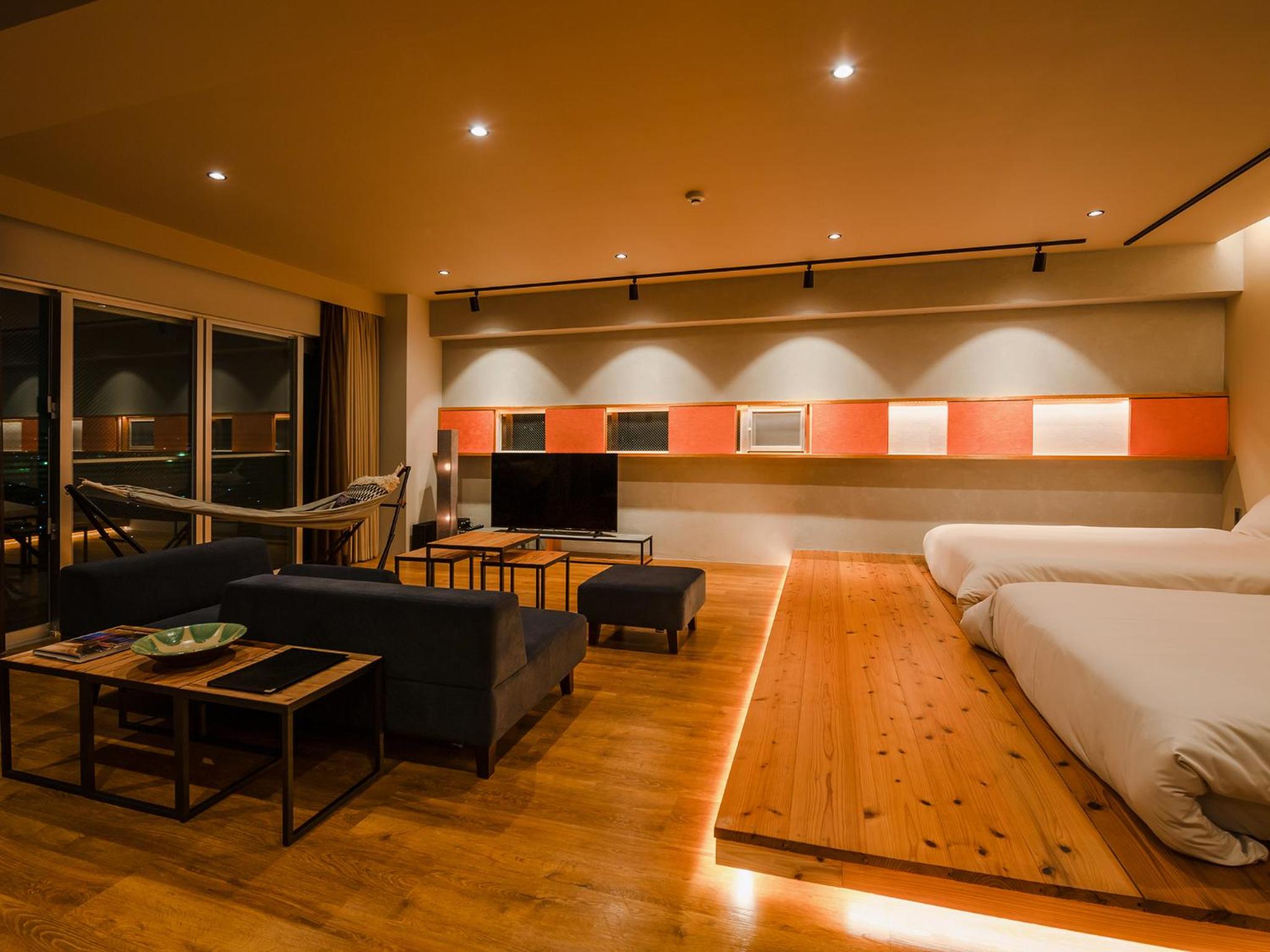 Superior Family Room - Photo 43