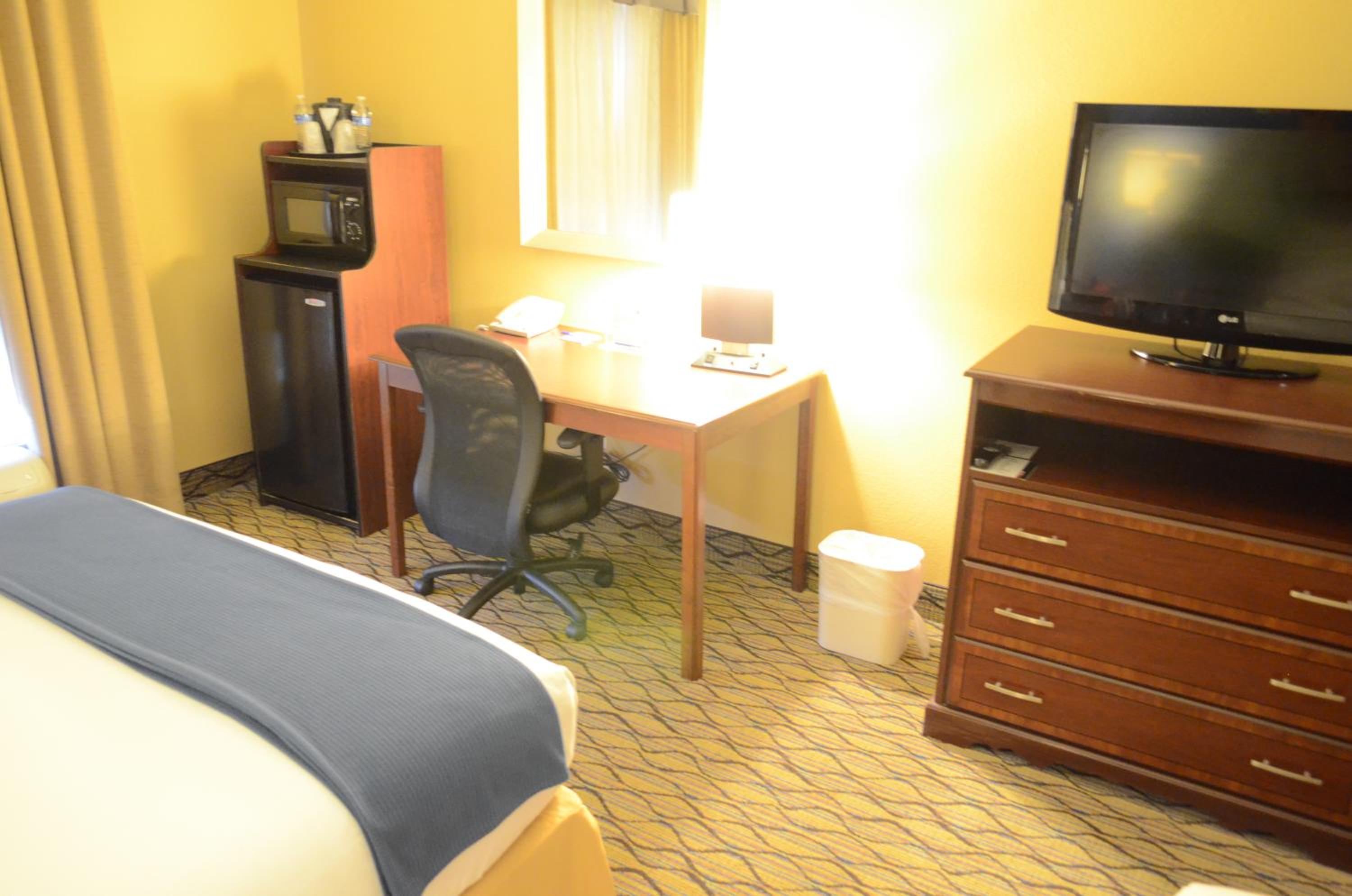 Standard Room - Photo 1