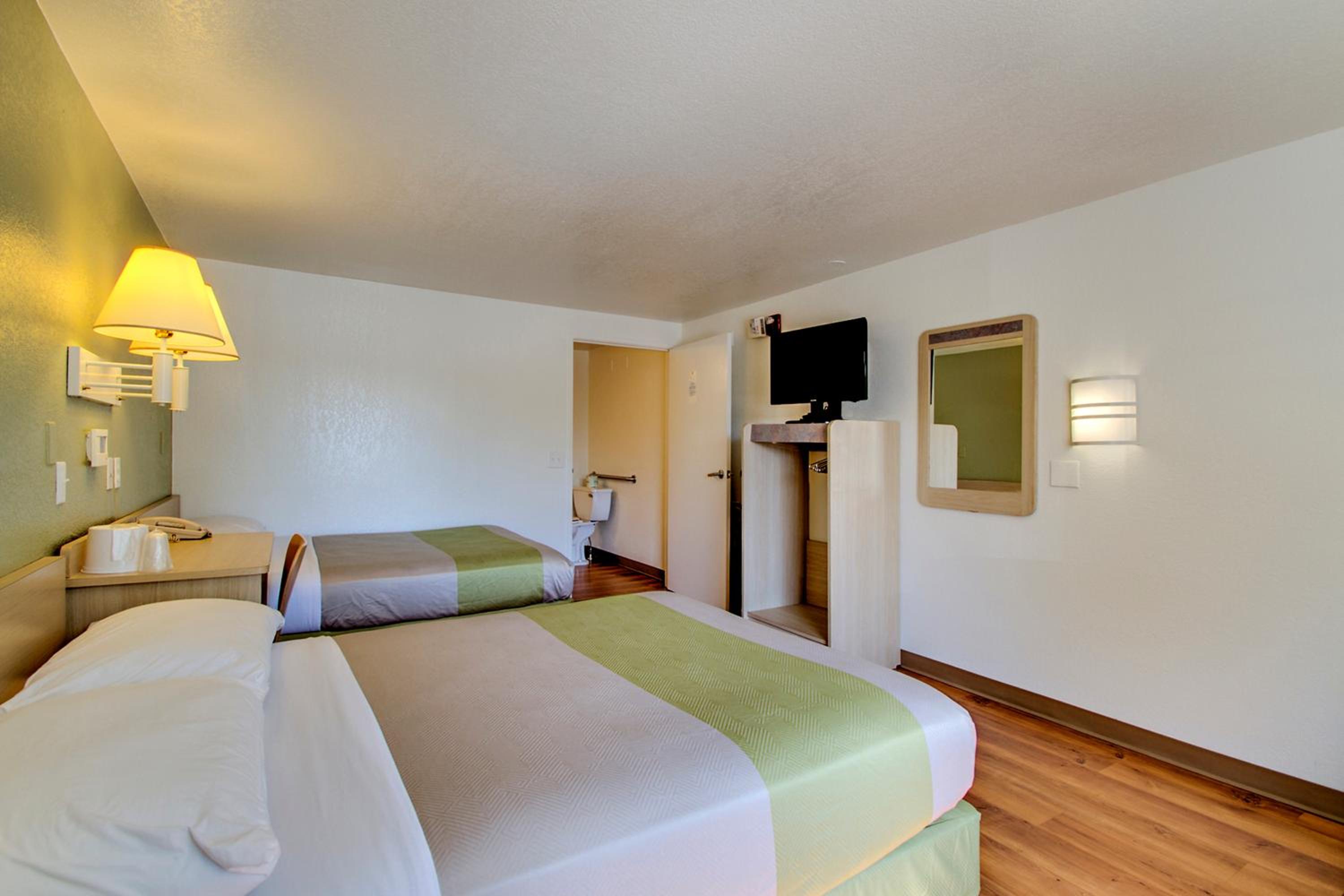Double Room with Two Queen Beds - Disability Access photo 1
