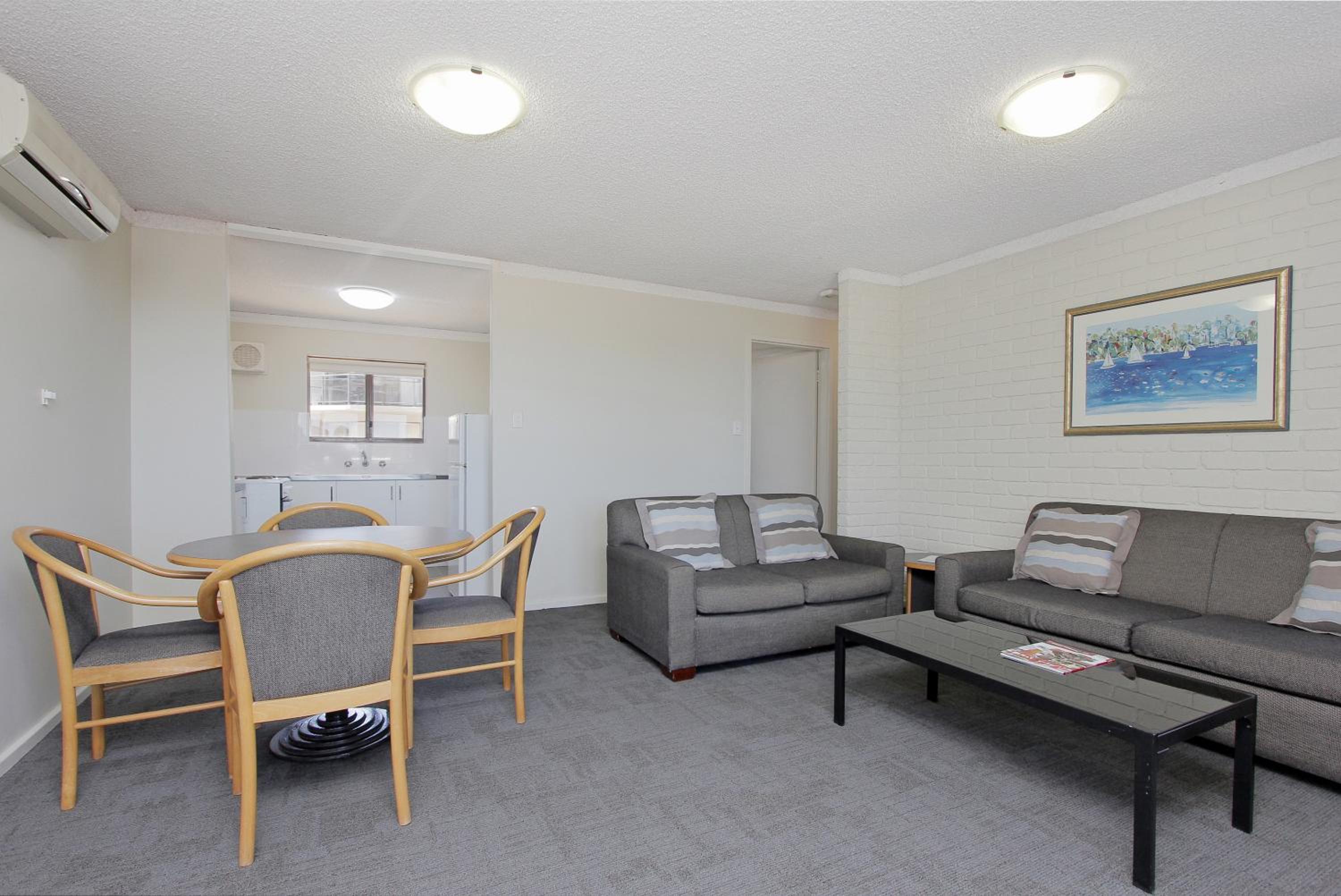 Two-Bedroom Apartment - Photo 4