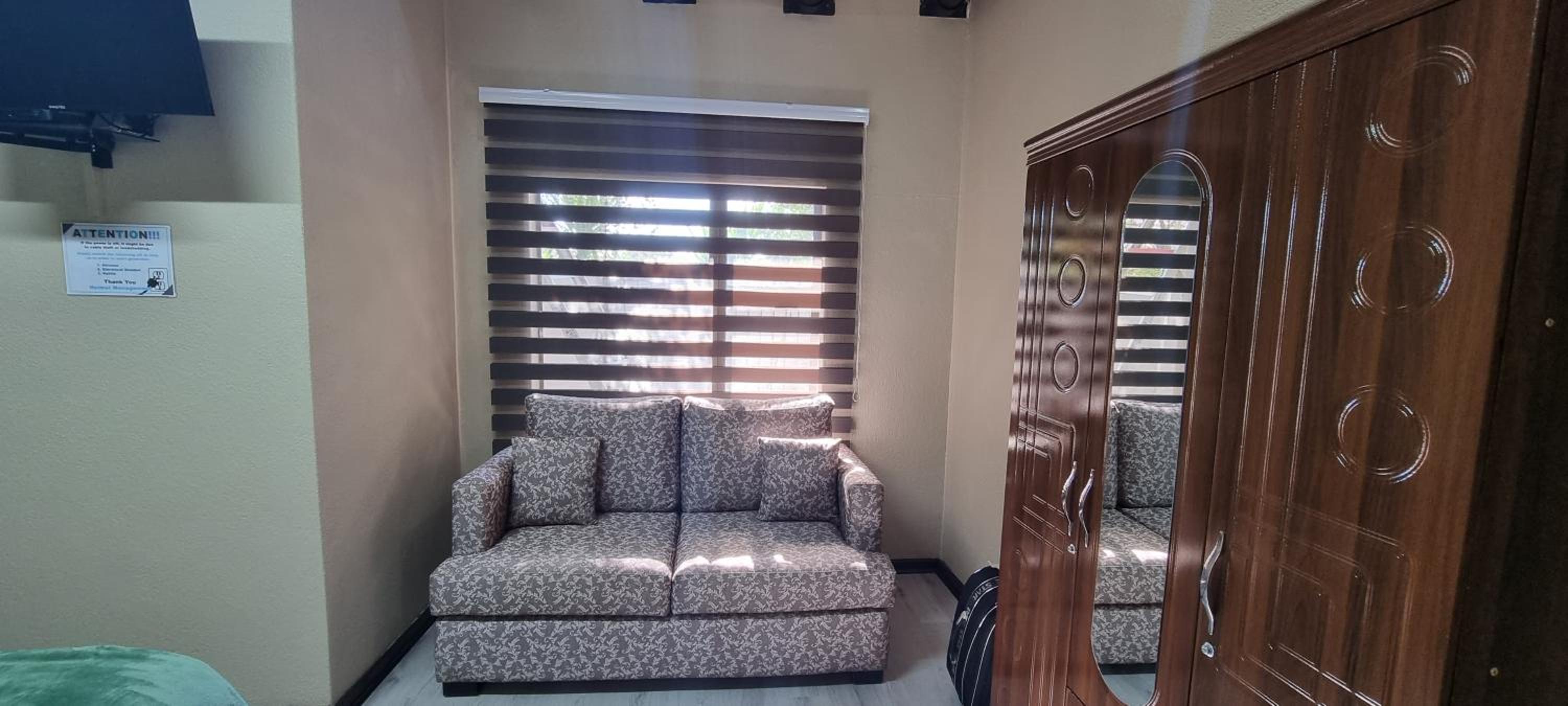 Standard Queen Room - Photo 2