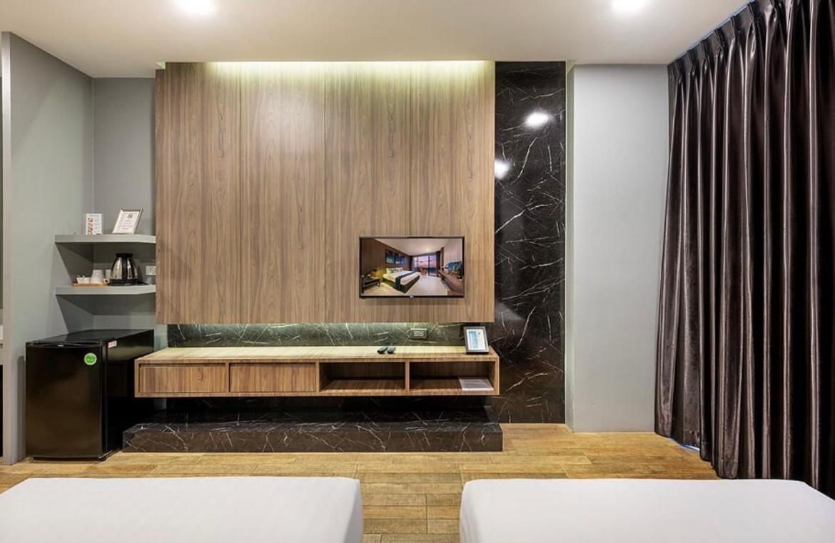 Basic Double Room or Twin Room with Balcony - Photo 5
