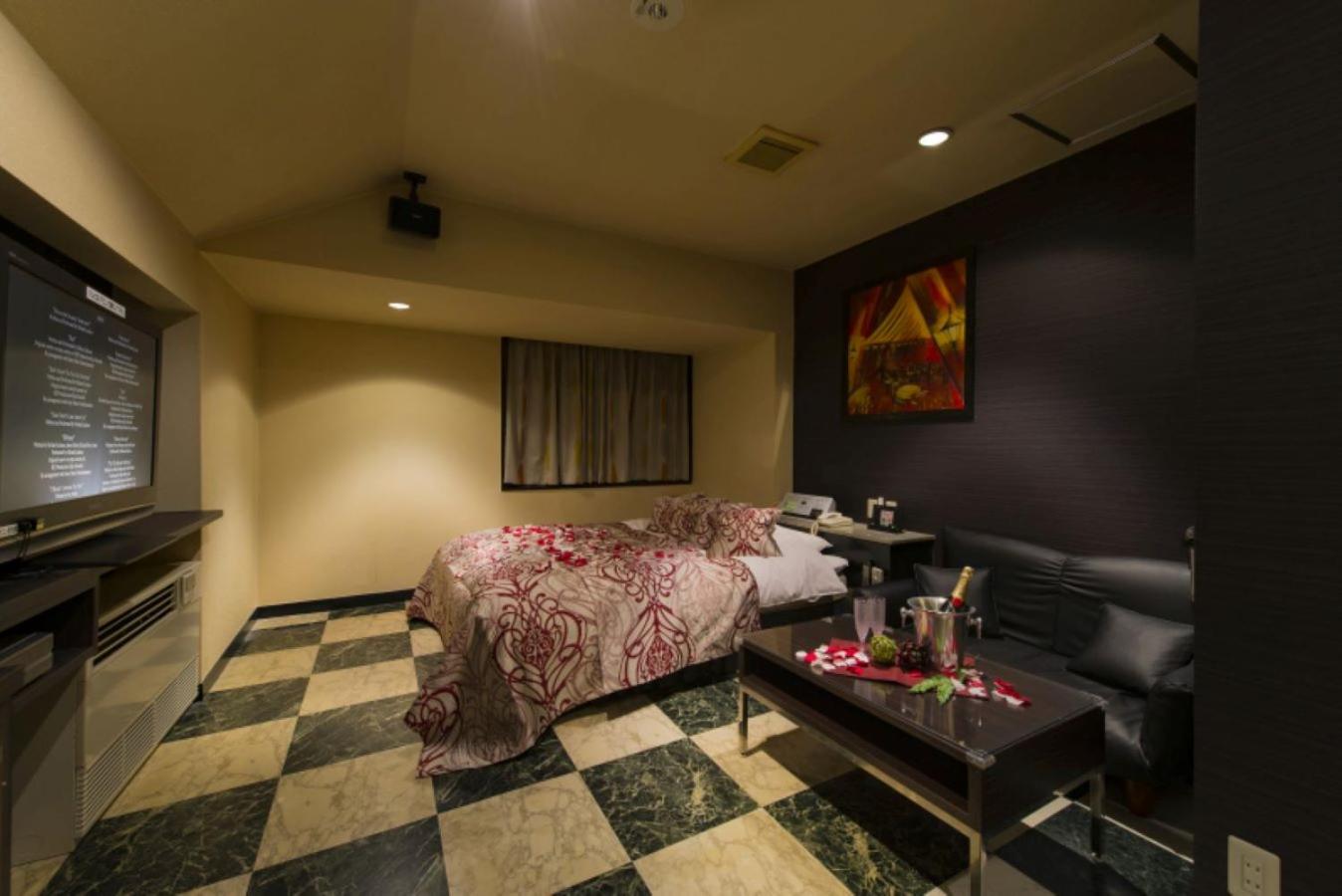 Double Room - Photo 3