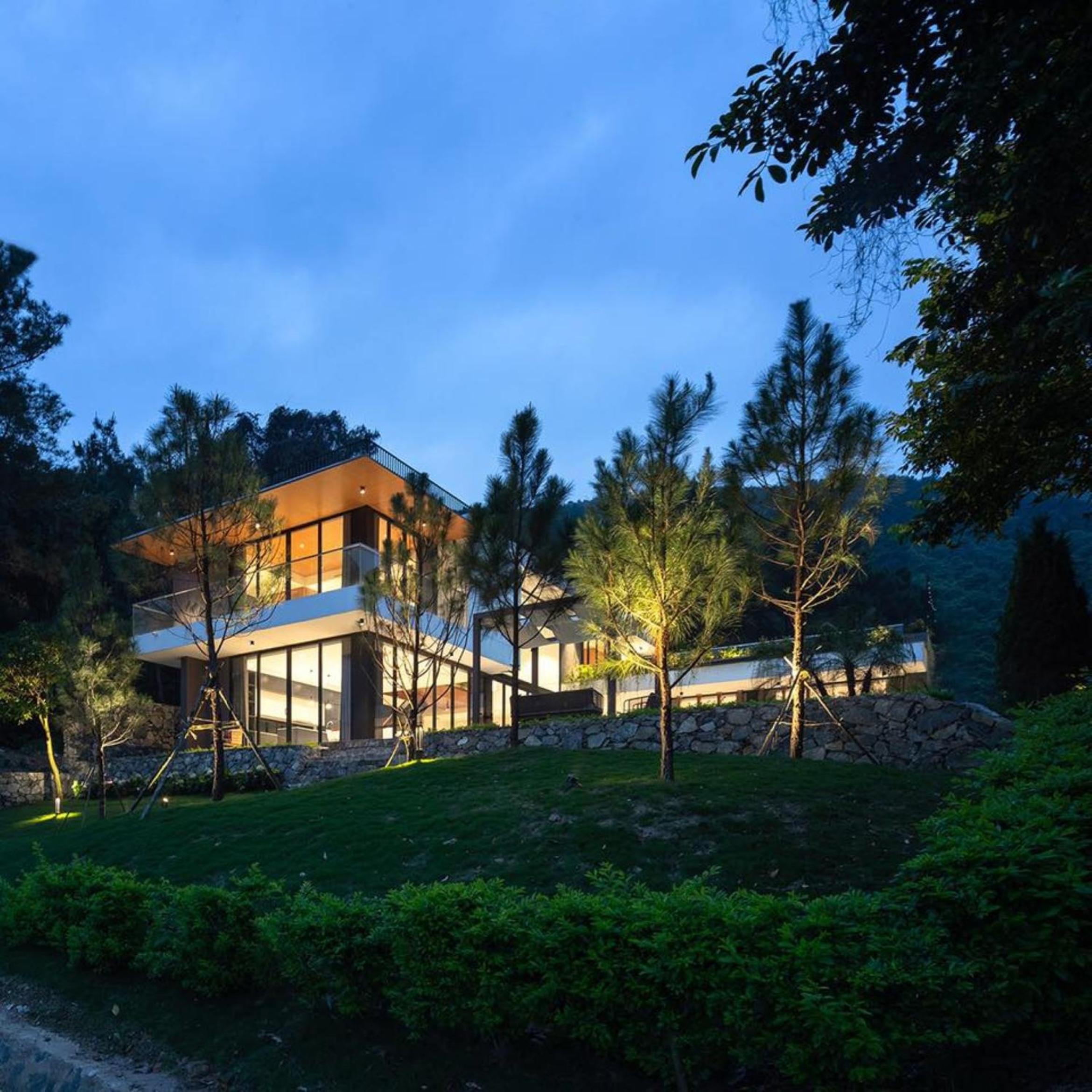 Villa photo 2