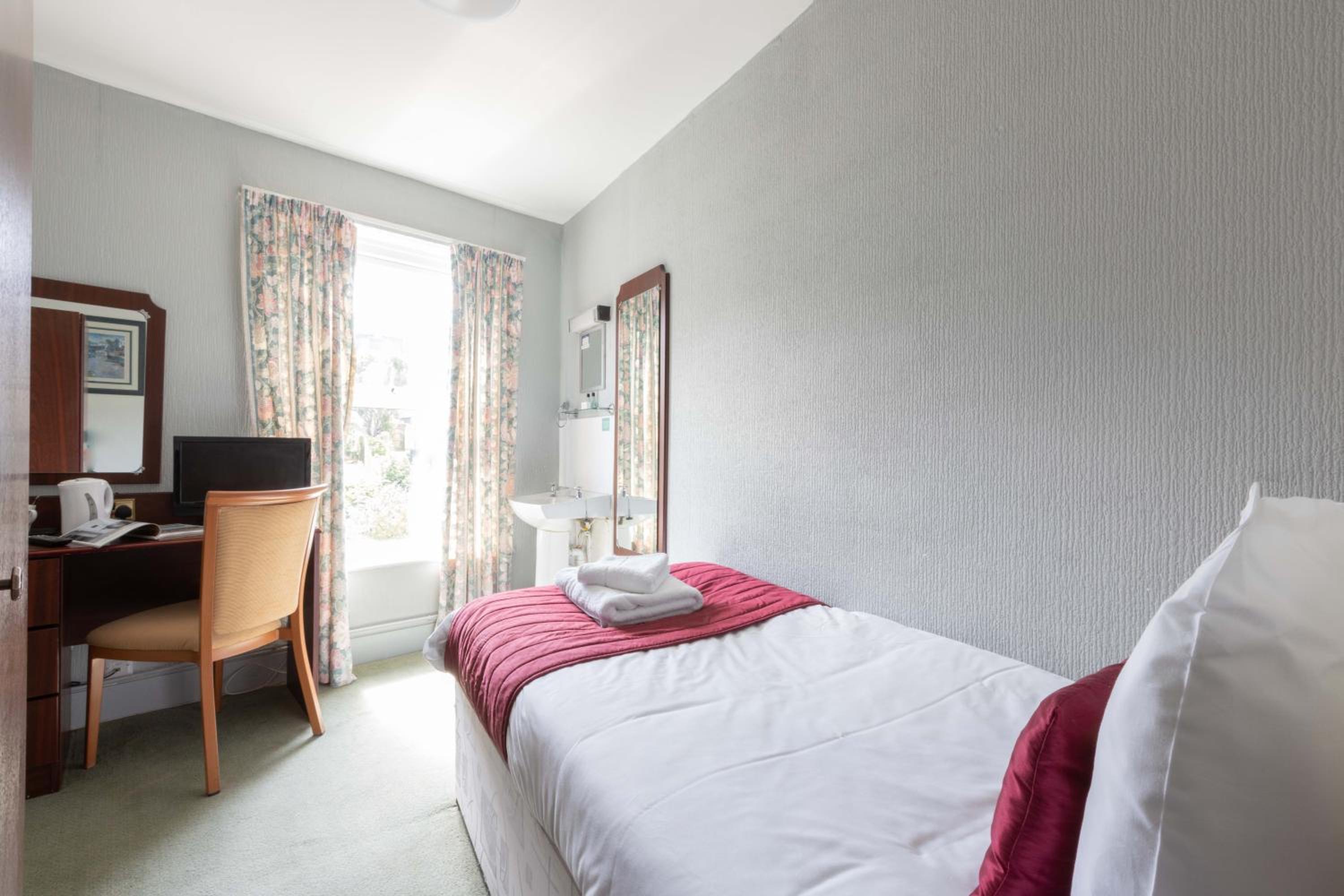 Single Room photo 3