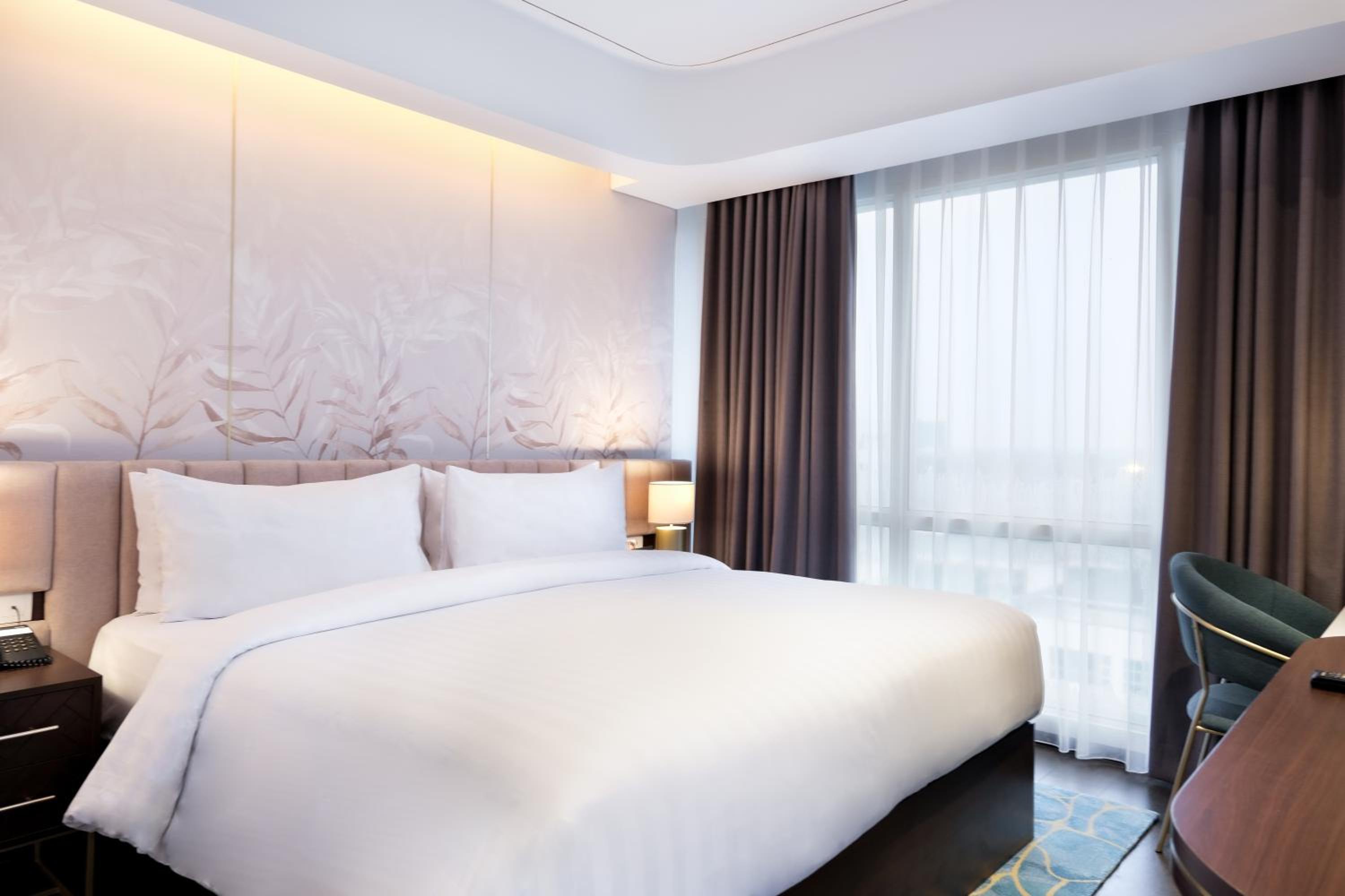 Premier King Room