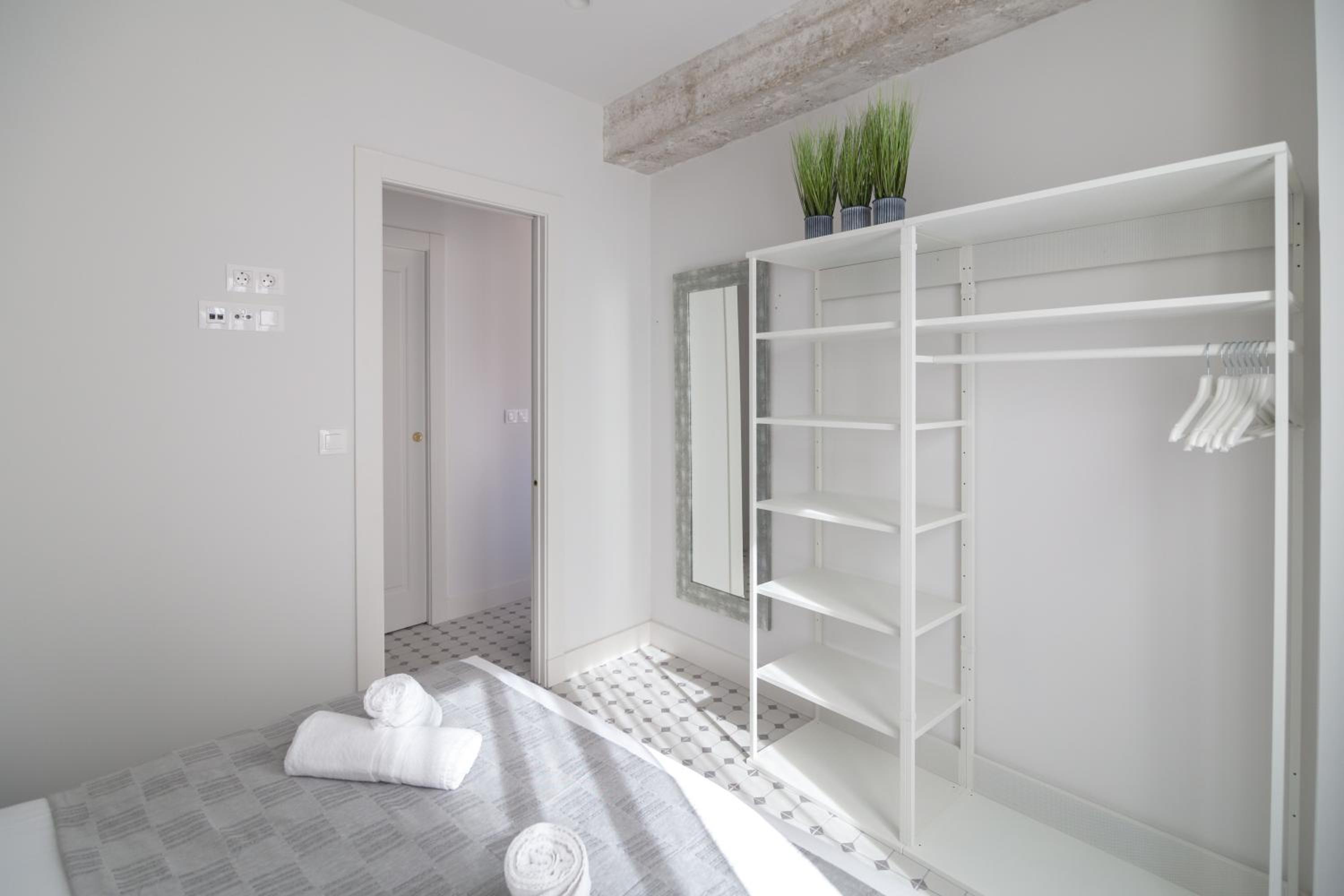 Apartment with Terrace photo 2