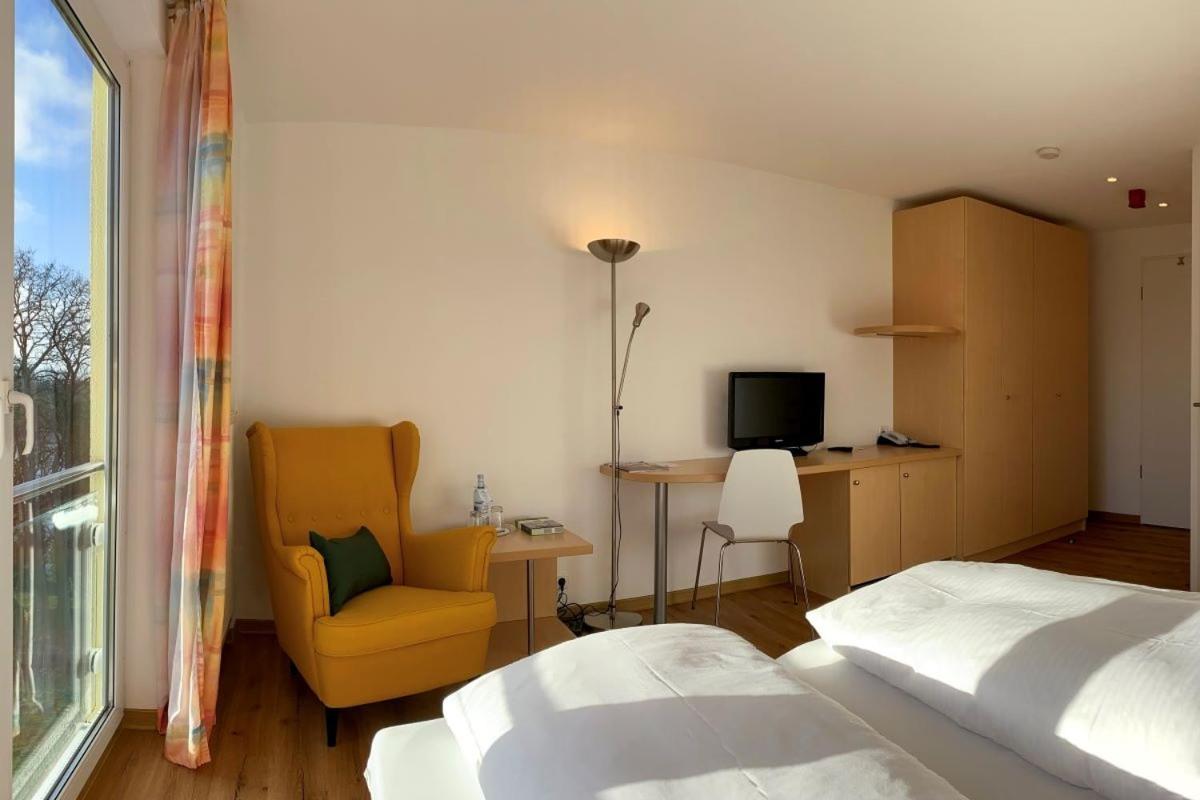 Superior Single Room With Lake View