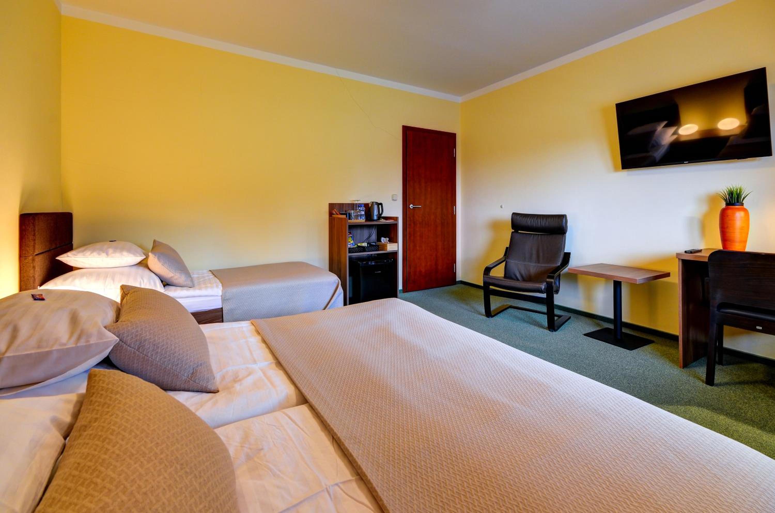 Triple Room - Photo 2
