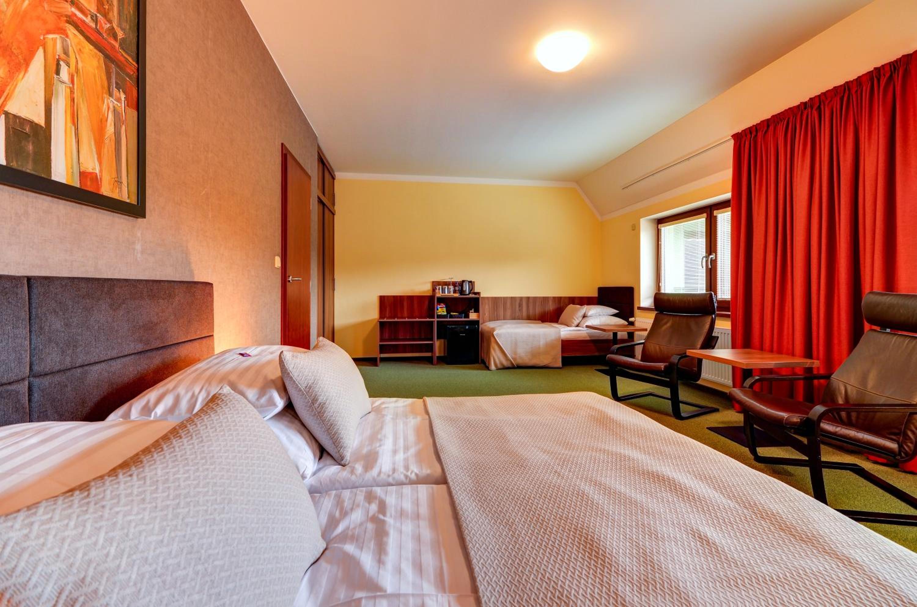 Triple Room - Photo 1