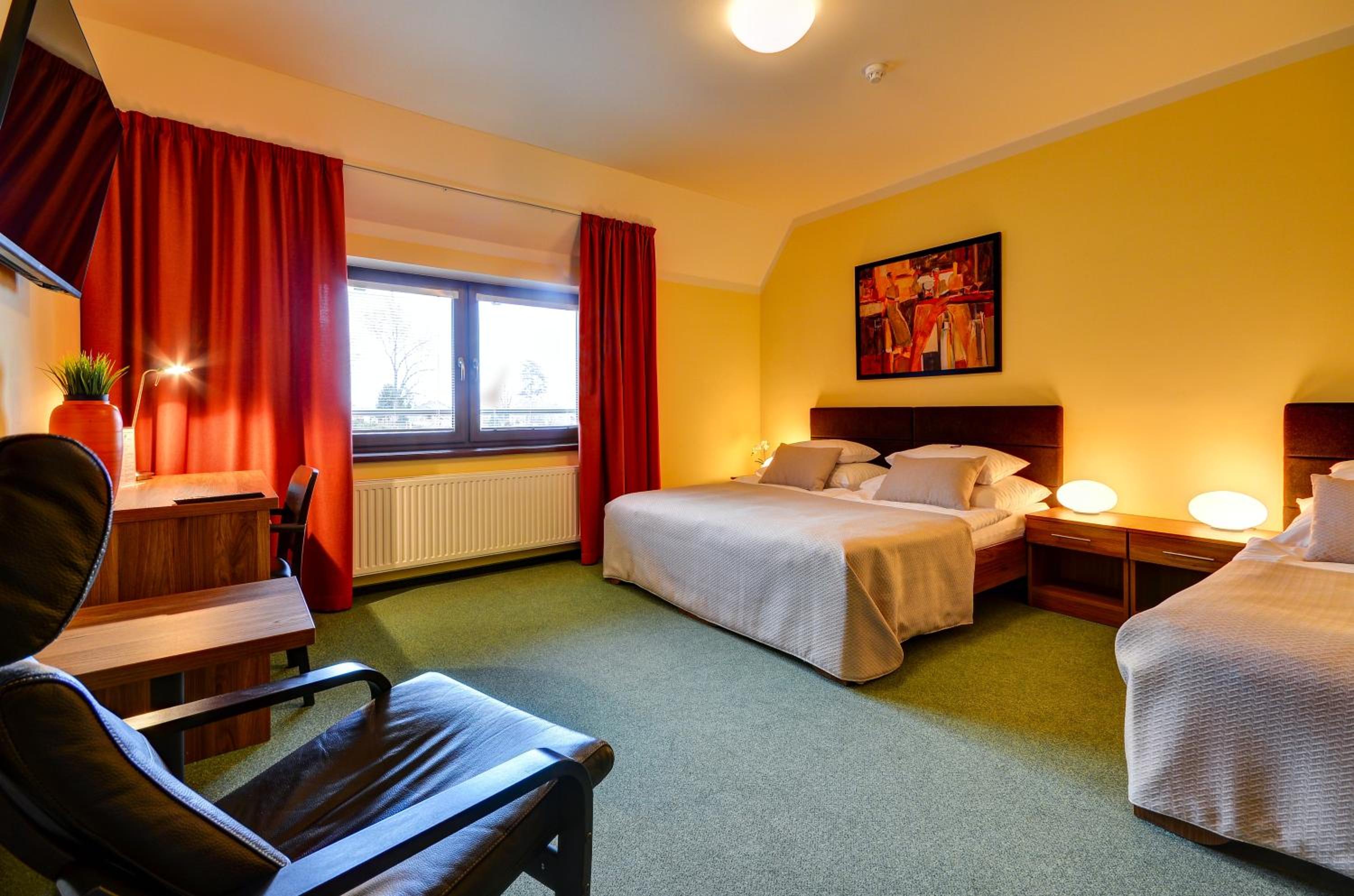 Triple Room - Photo 10
