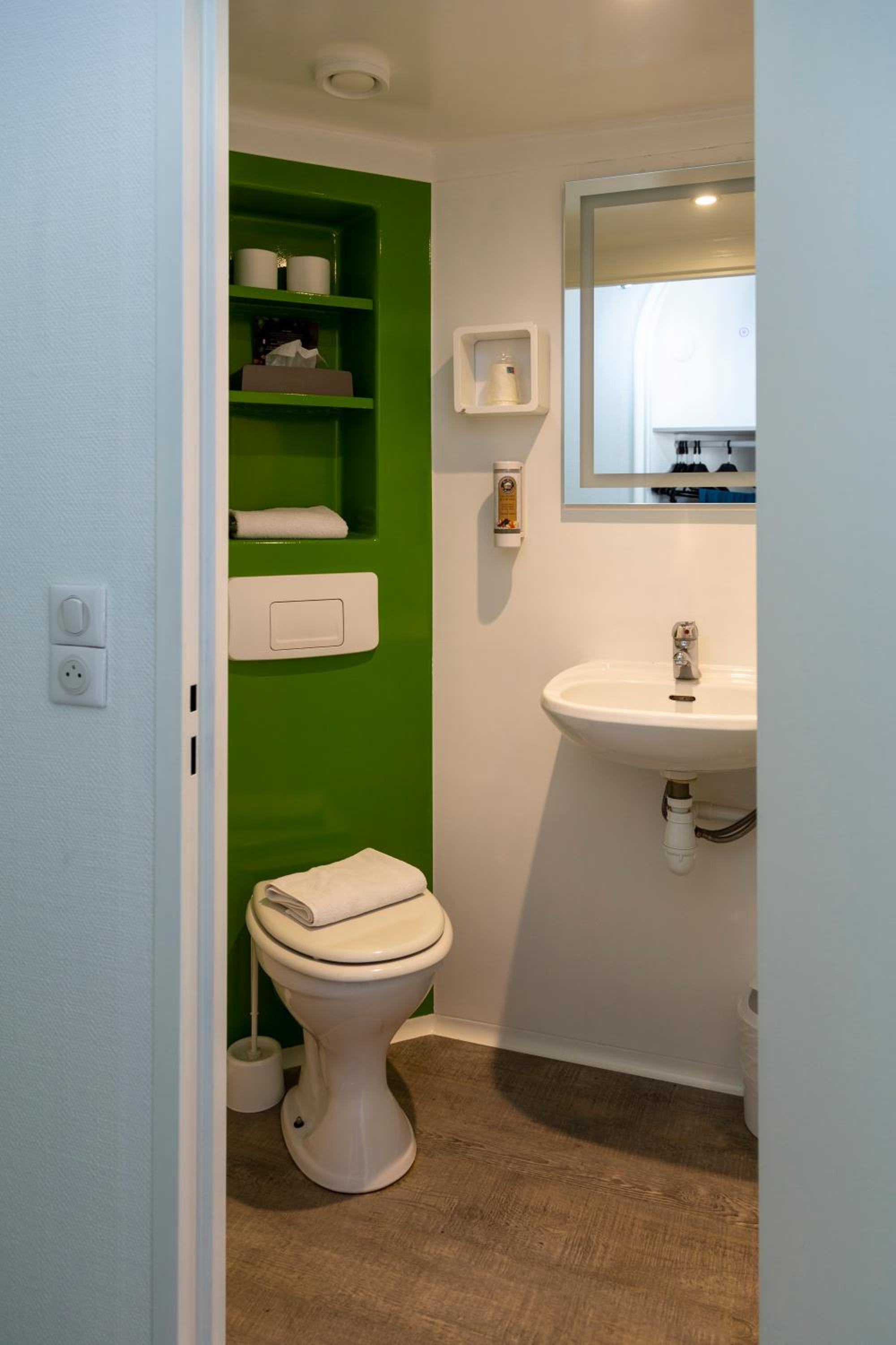 Standard Double Room - Photo 3