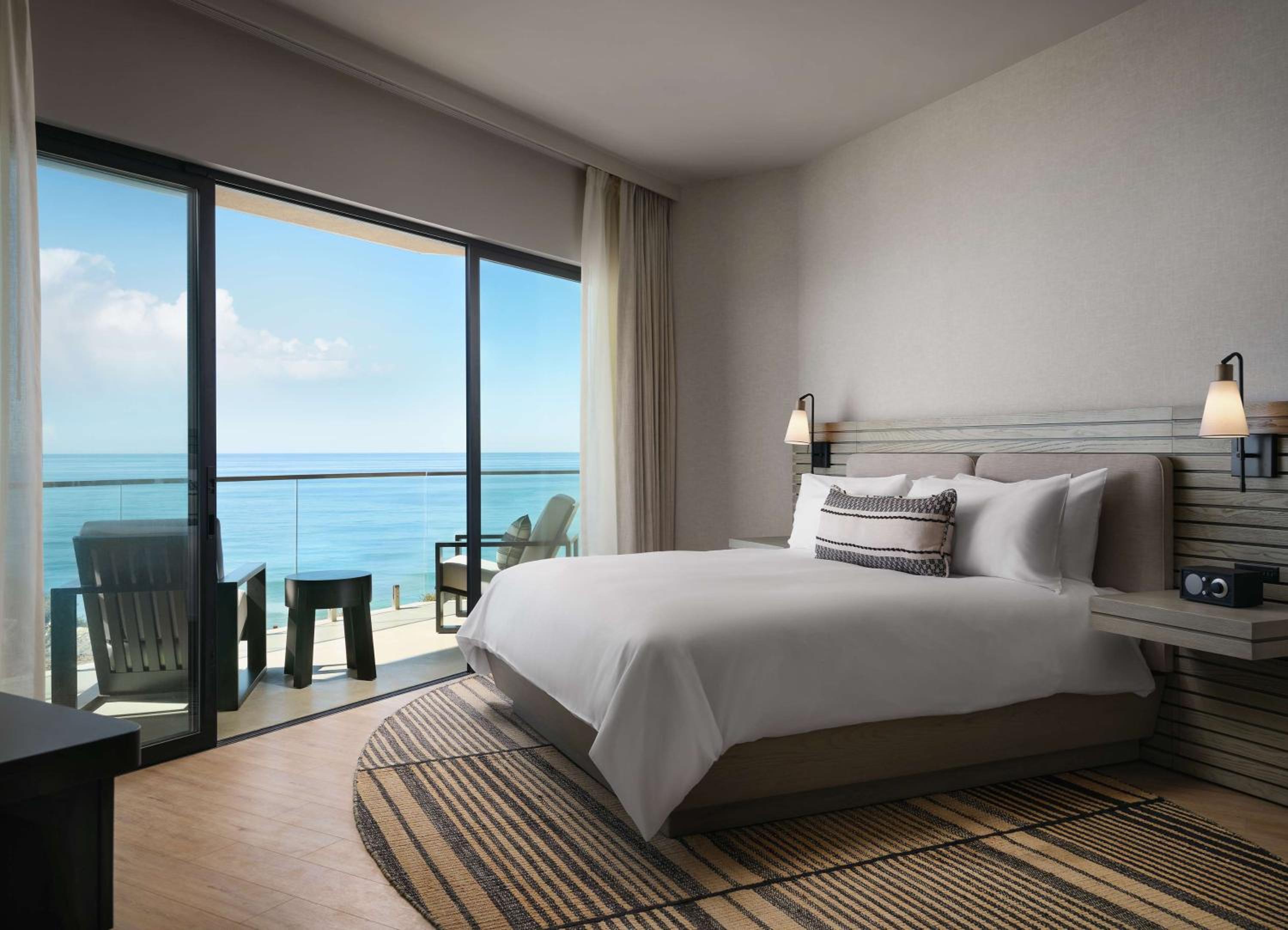 One-Bedroom Suite with Ocean View - Photo 1