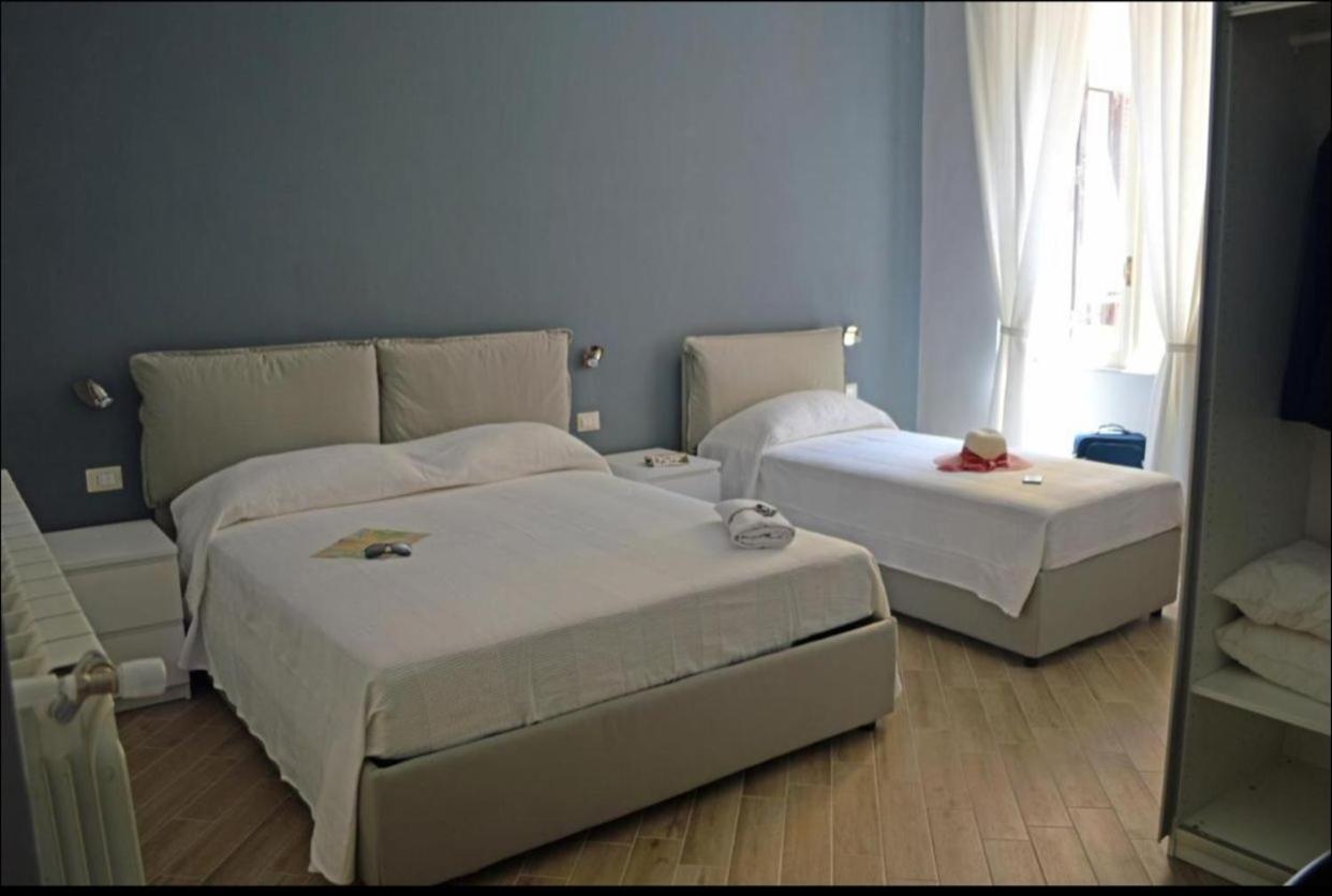 Comfort Triple Room with Shower
