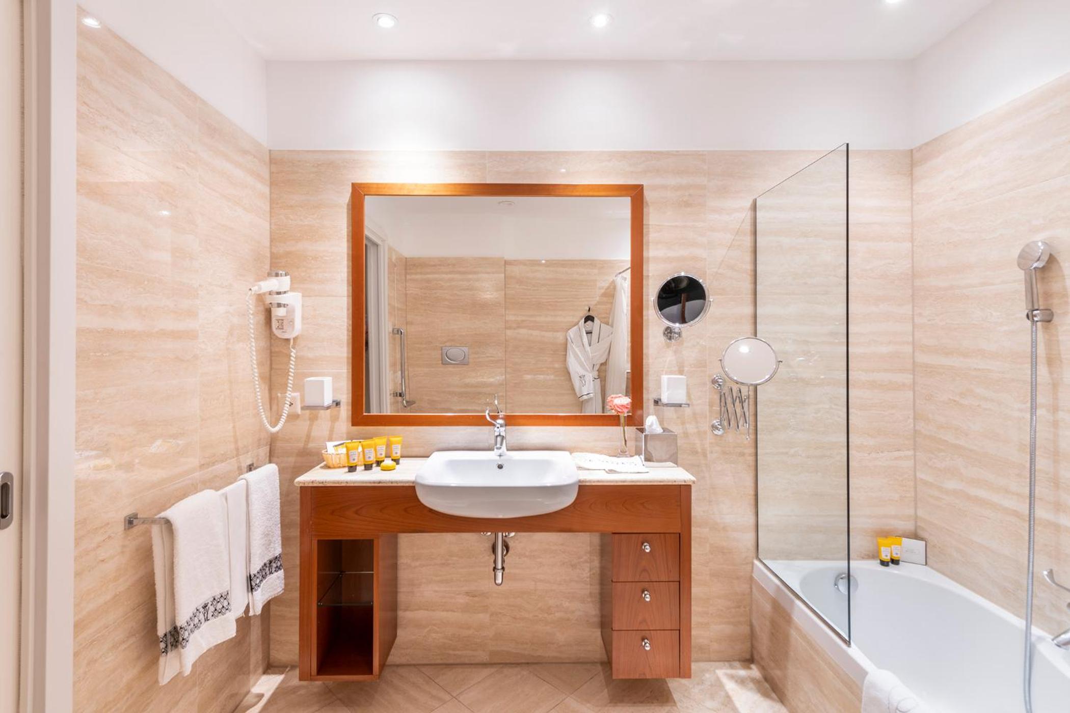 Junior Suite - Photo 2