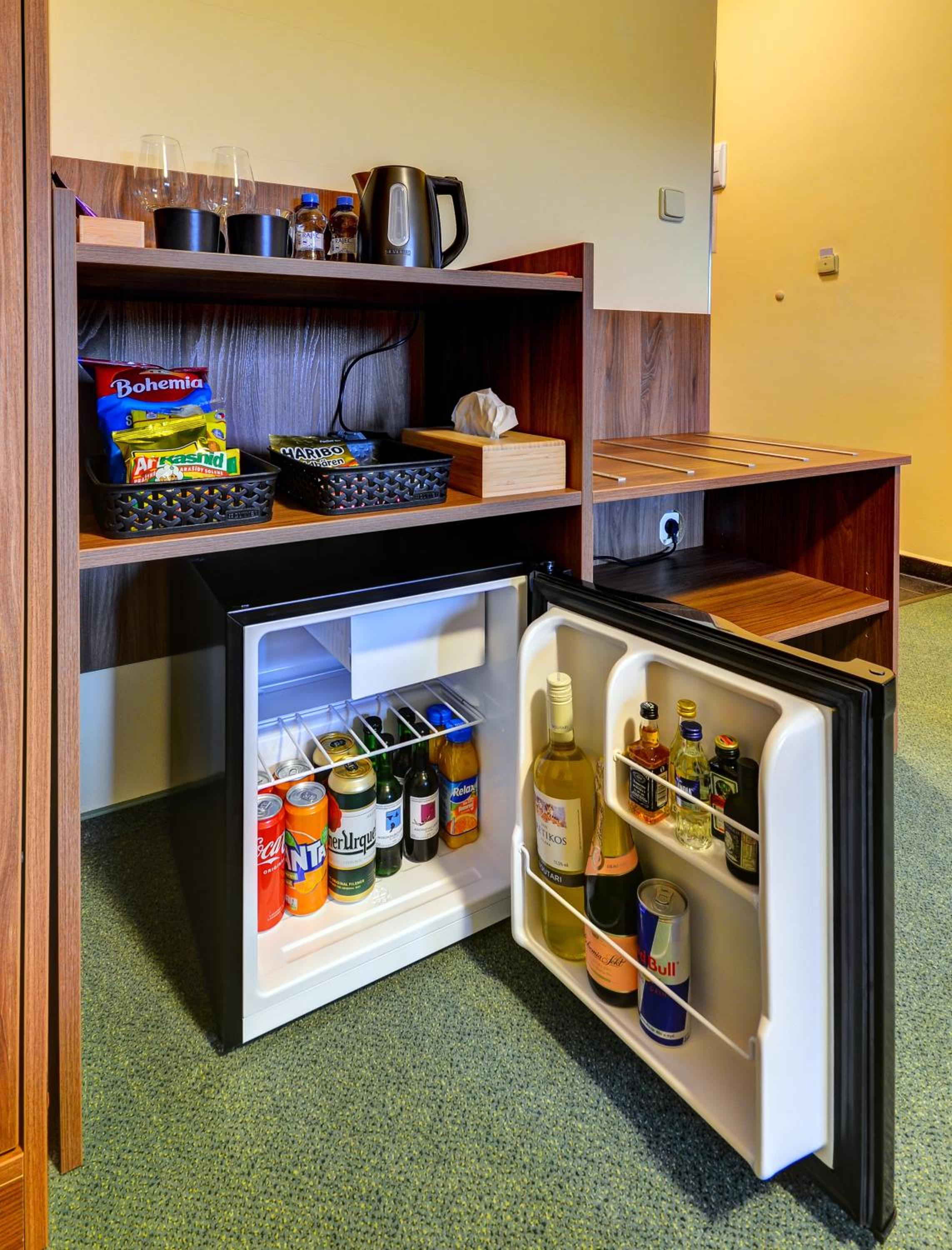 Double or Twin Room - Photo 4