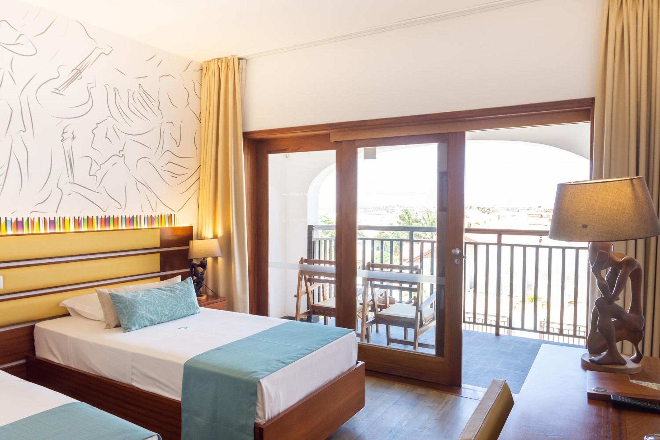 Standard Twin Room with Sea View