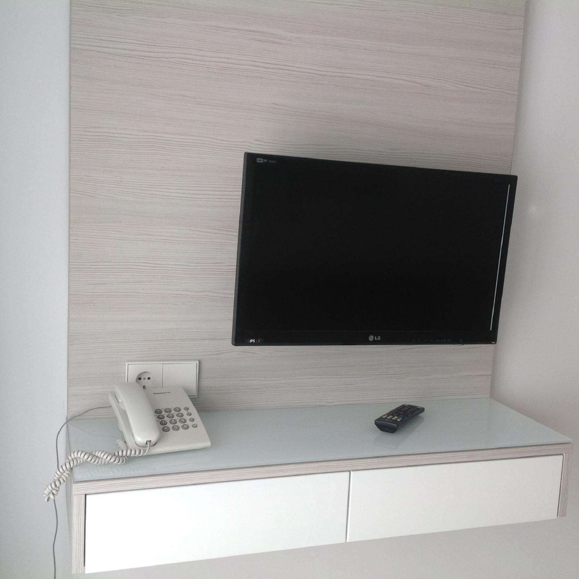 Standard Apartment thumbnail 6