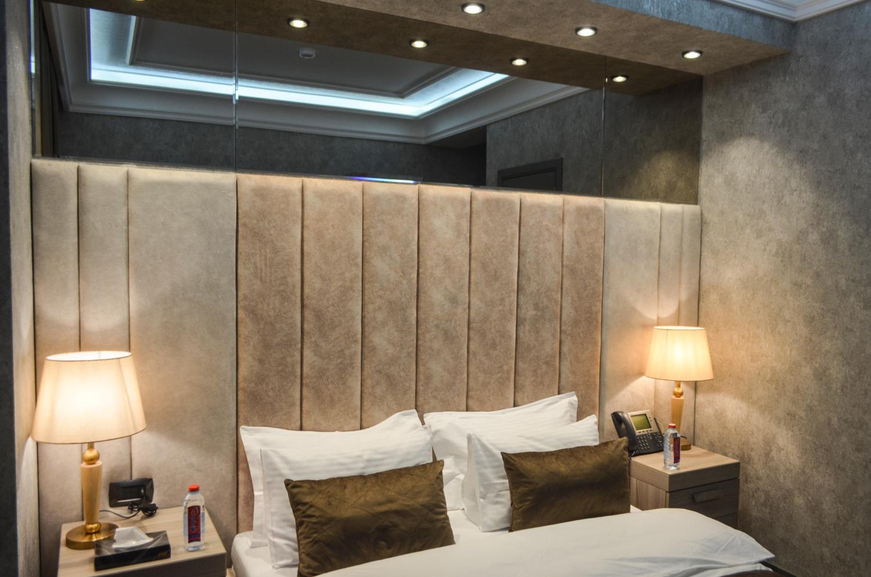 Deluxe Double Room with Bath
