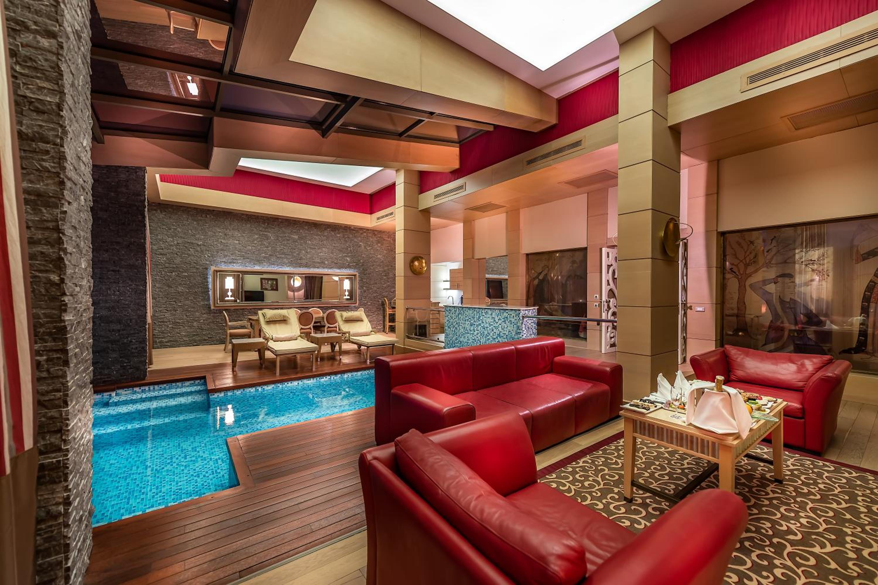 Diamond Suite