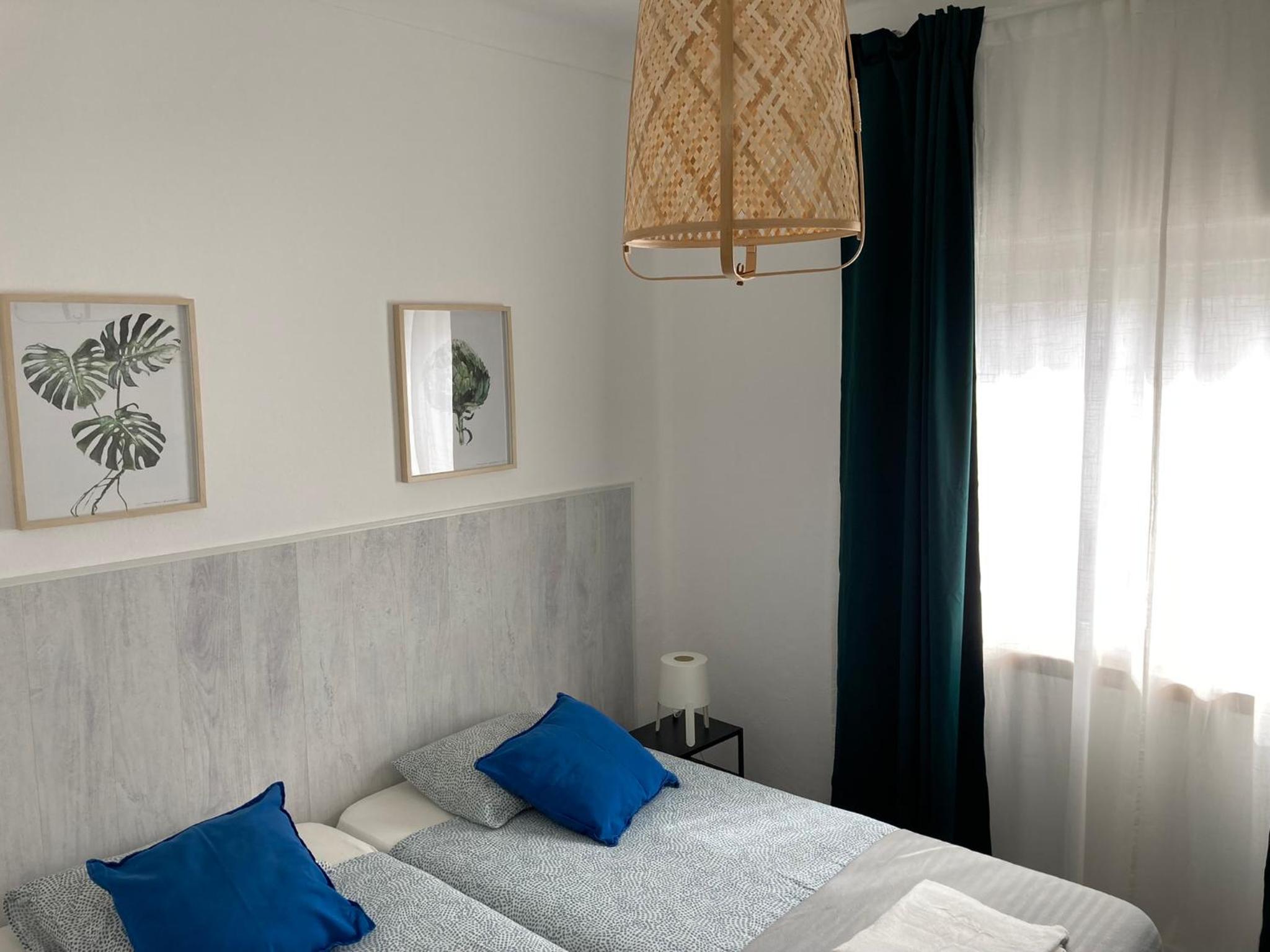 Chambre Double ou Lits Jumeaux avec Salle de Bains Commune