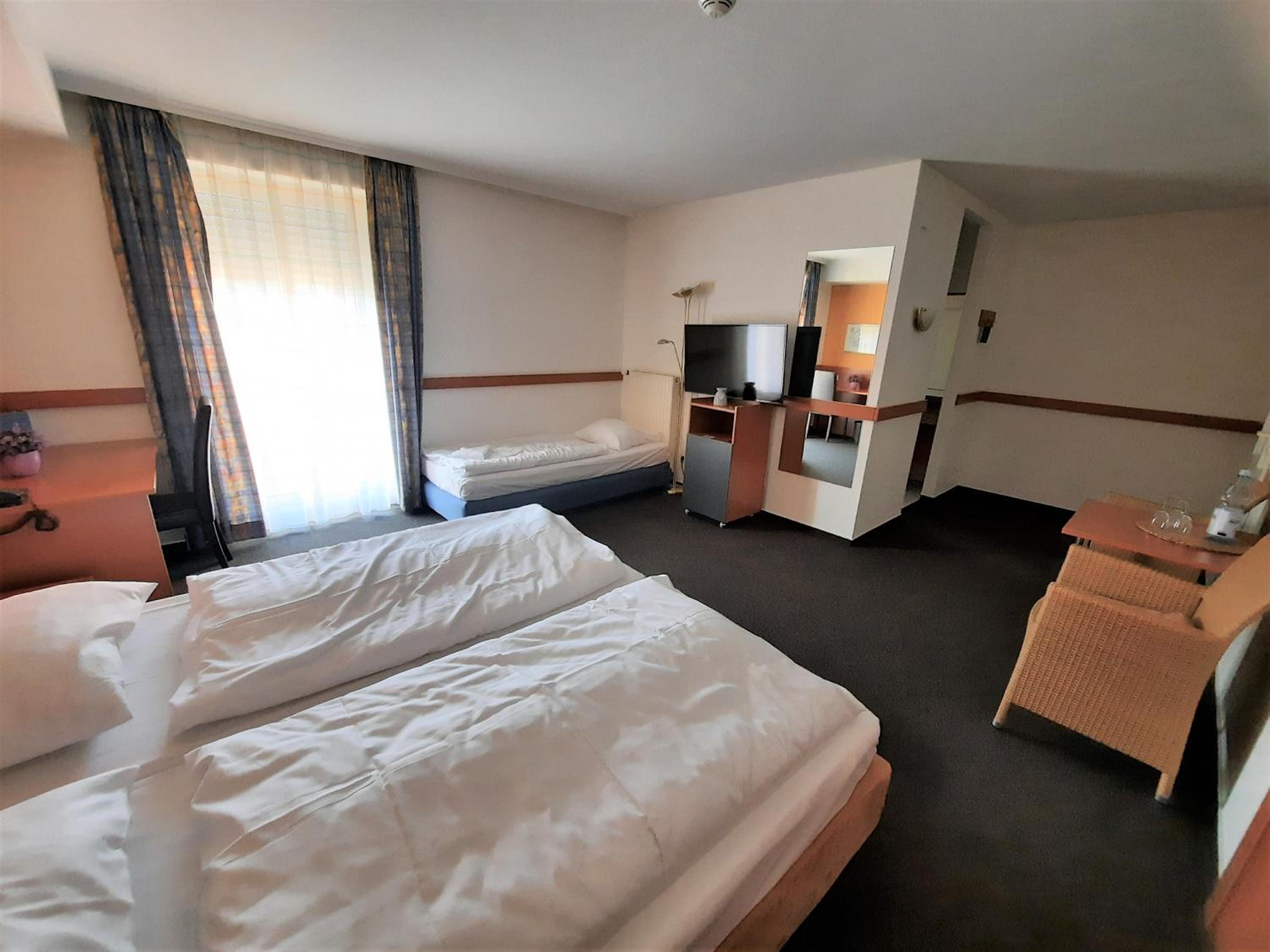 Triple Room - Photo 1