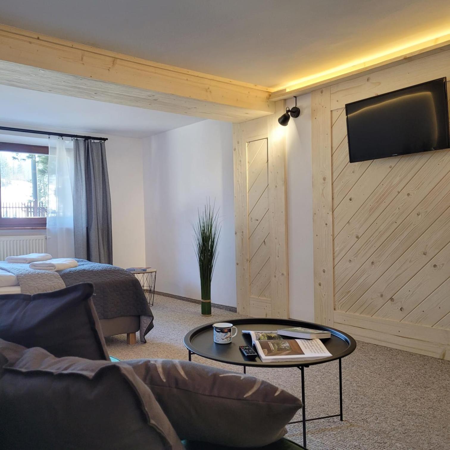 Triple Room with Private External Bathroom - Photo 8