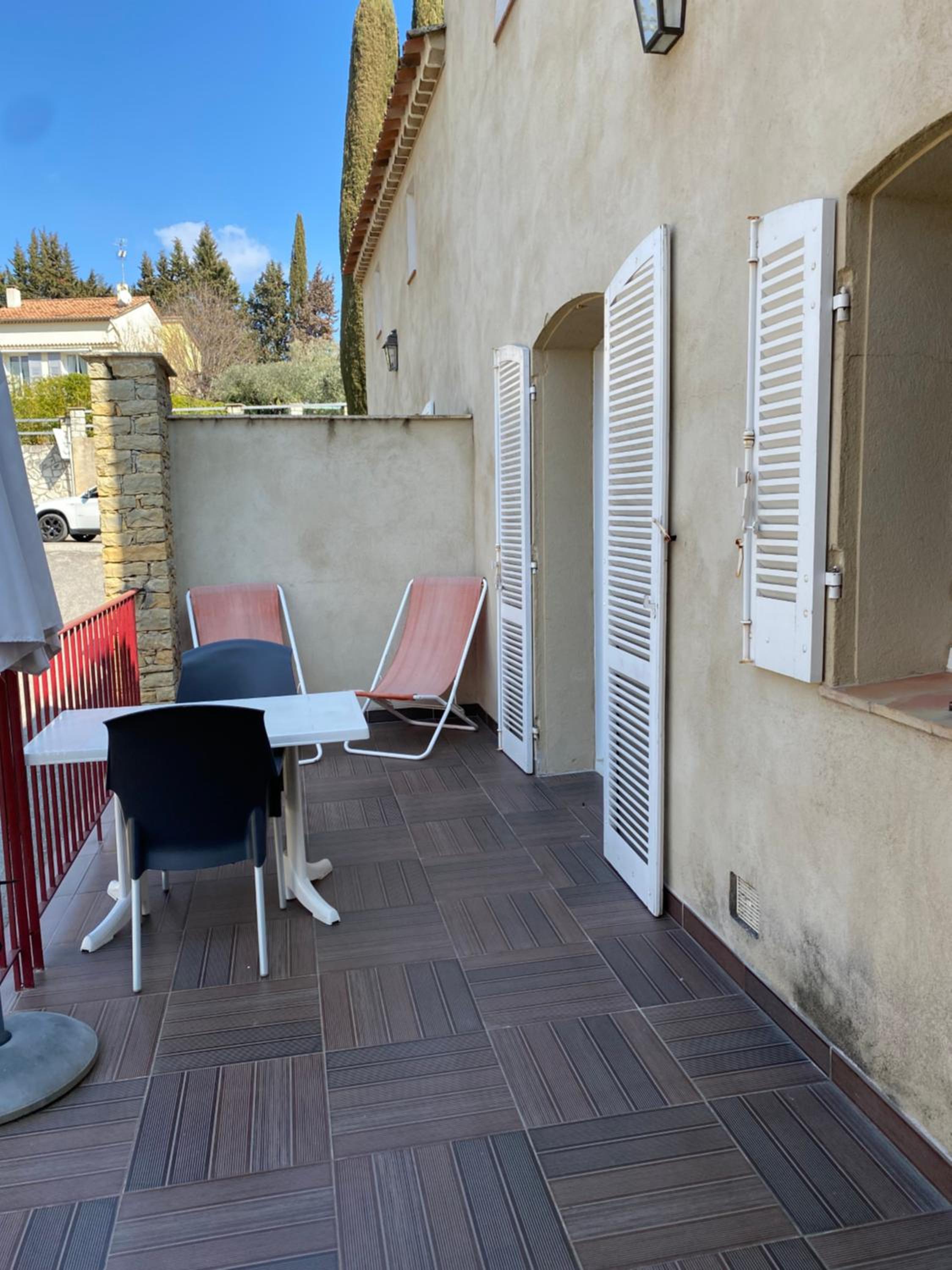Apartment - Split Level