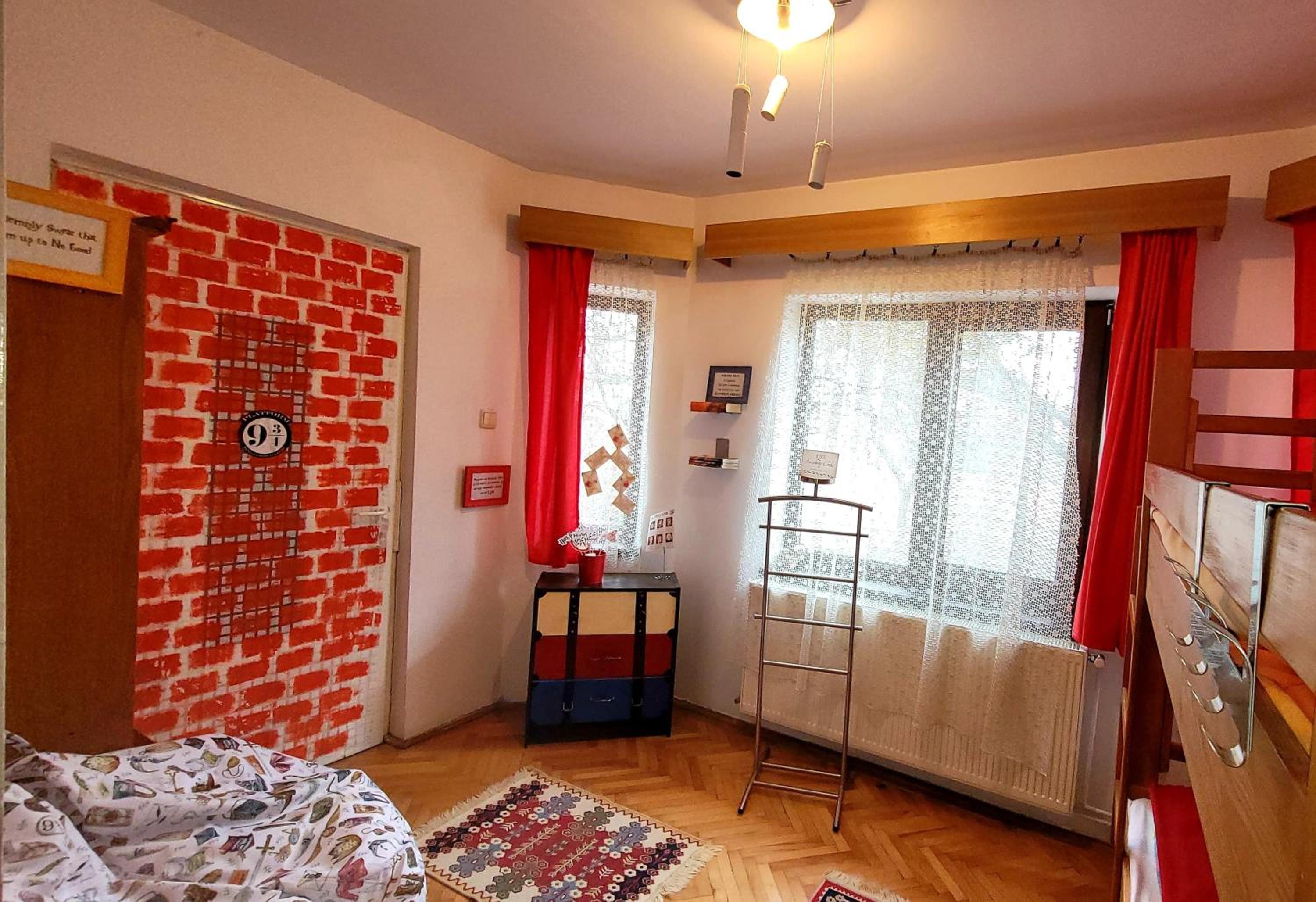 Three-Bedroom House - Photo 25