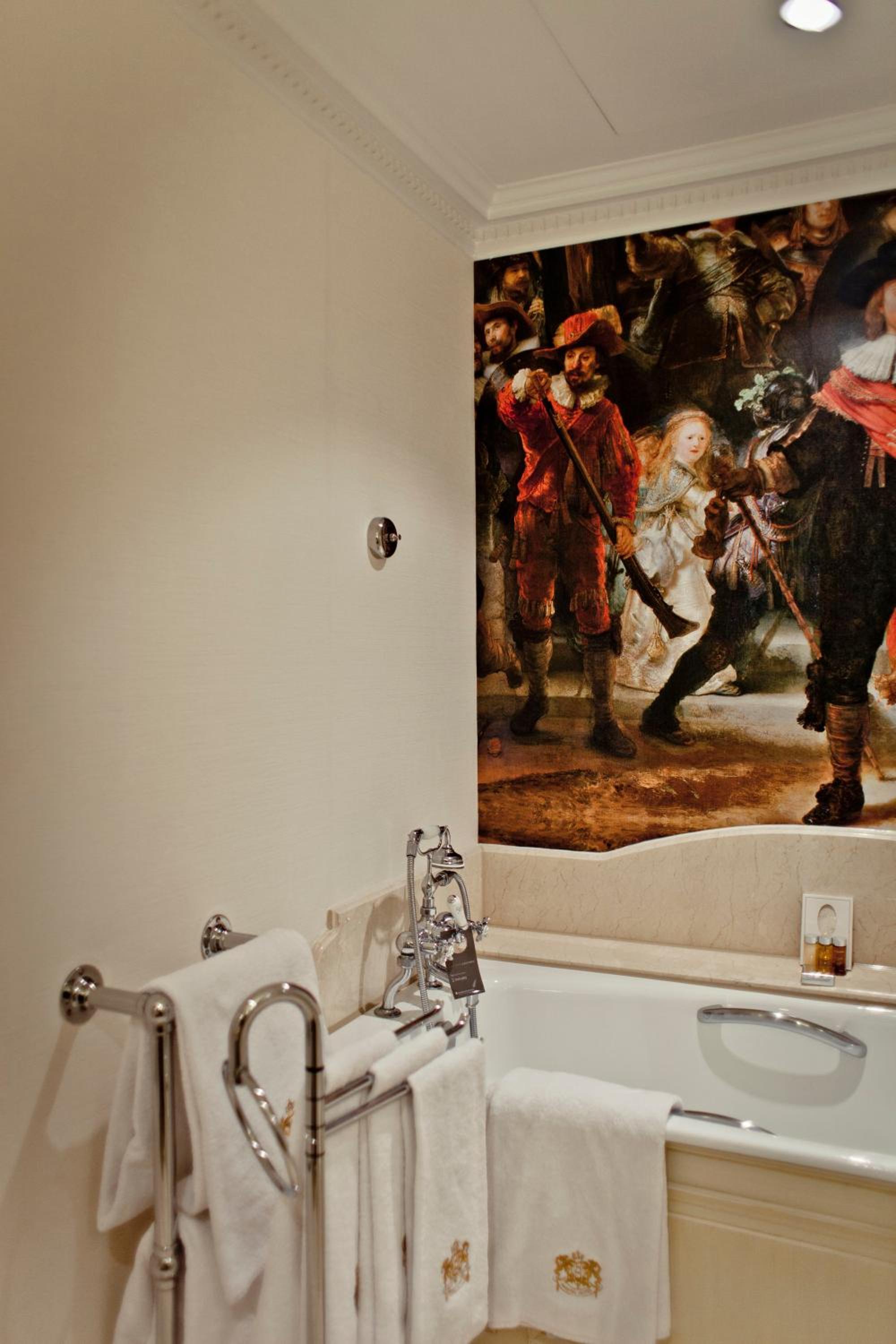 Rembrandt Suite photo 2