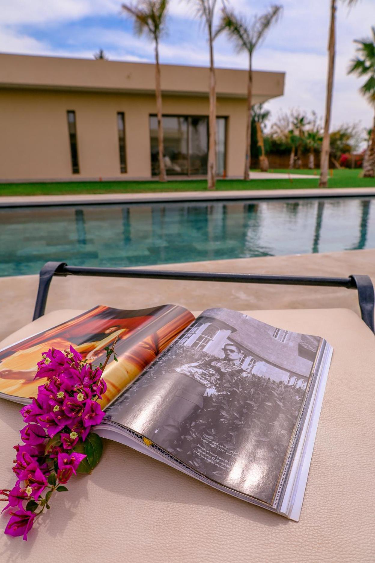 Villa with Private Pool - Photo 6