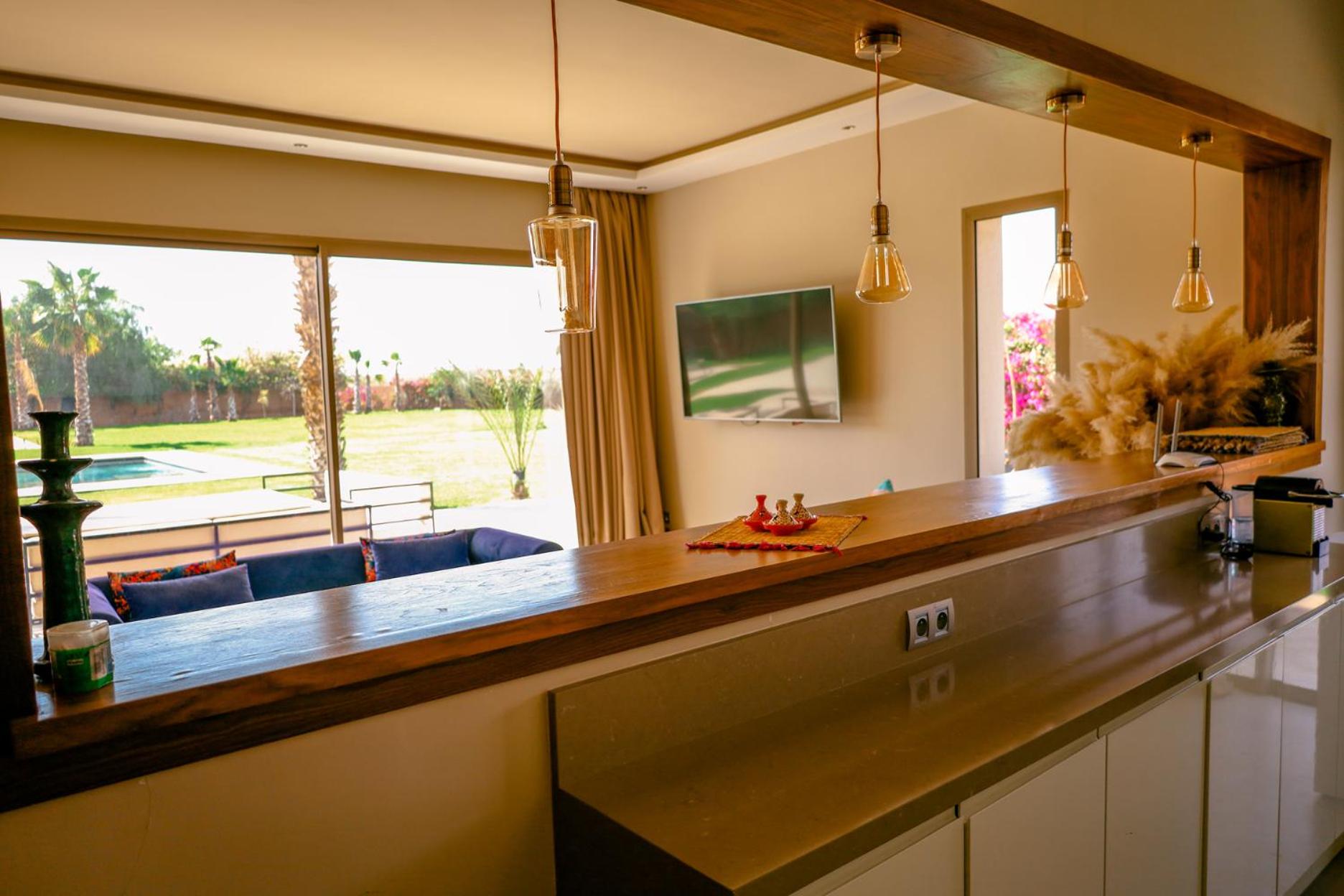Villa with Private Pool - Photo 13