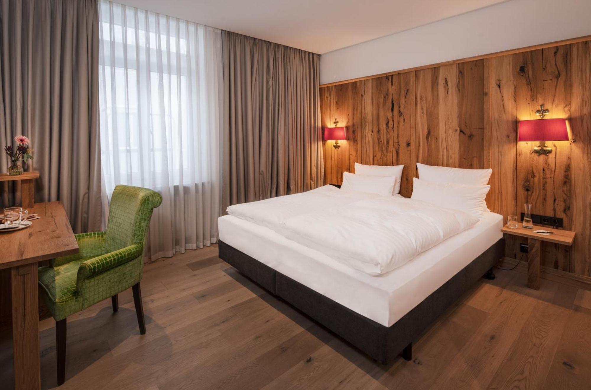 Standard Double or Twin Room - Photo 6