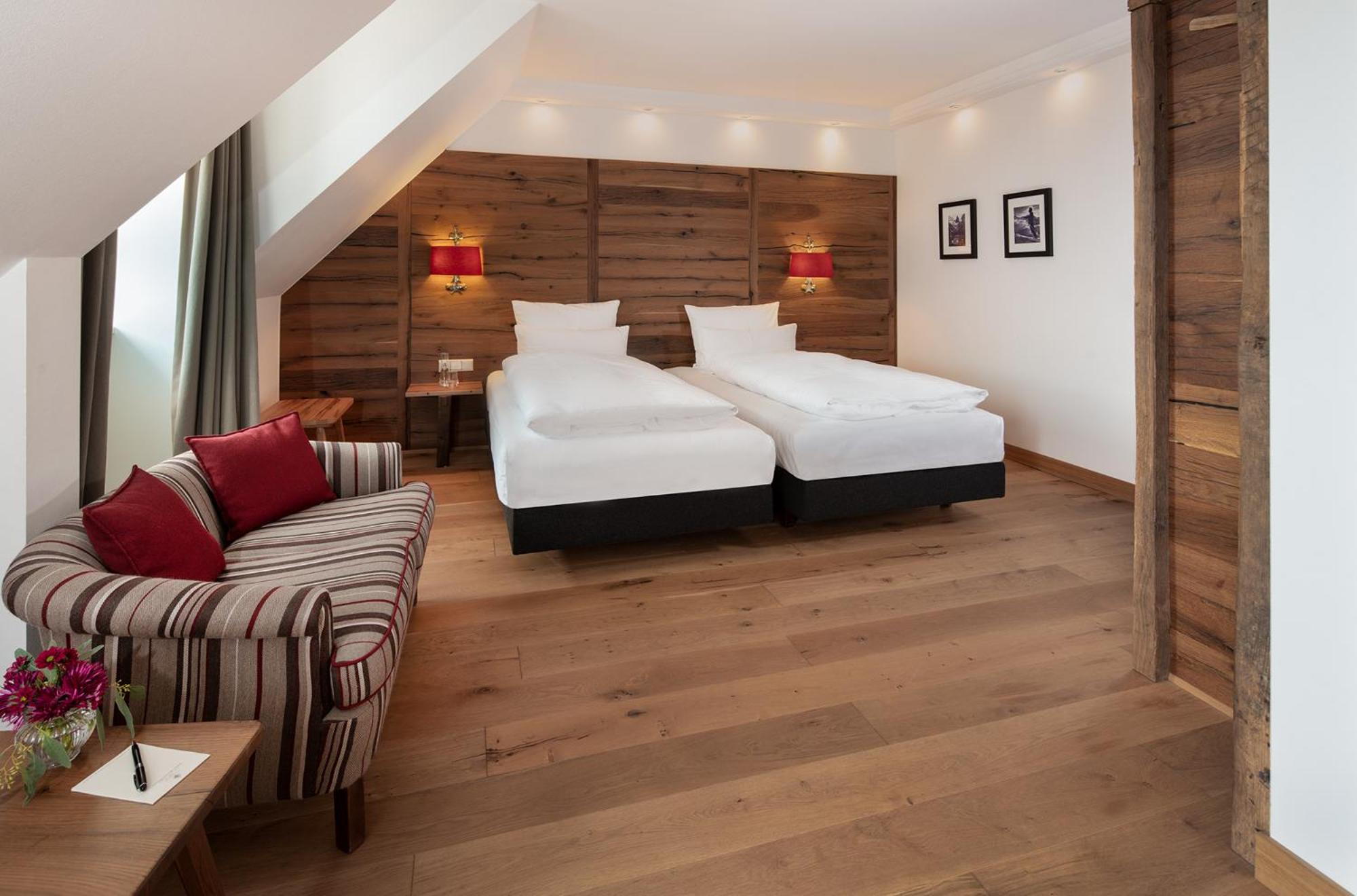 Superior Double or Twin Room - Photo 8