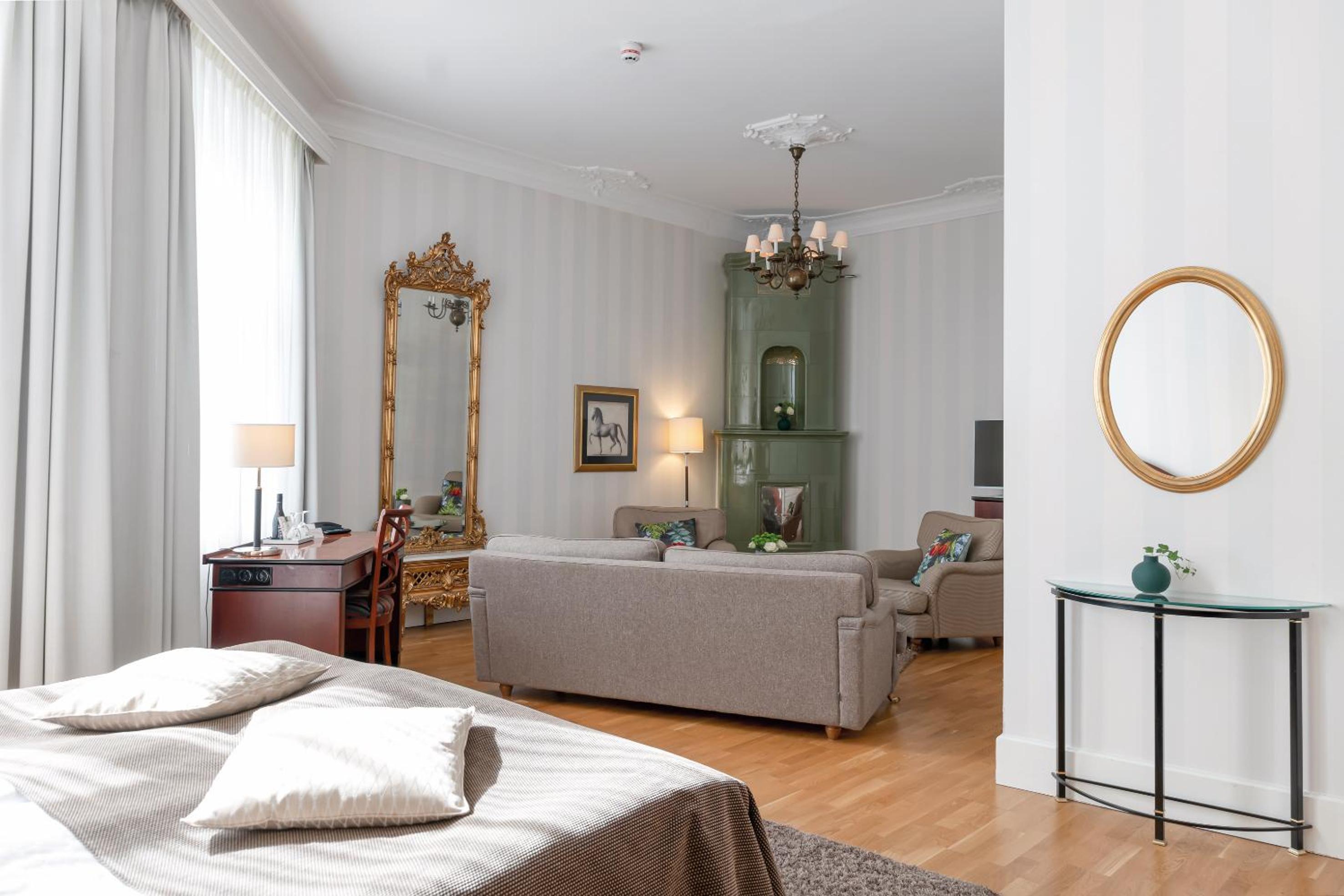 Junior Suite - Photo 9