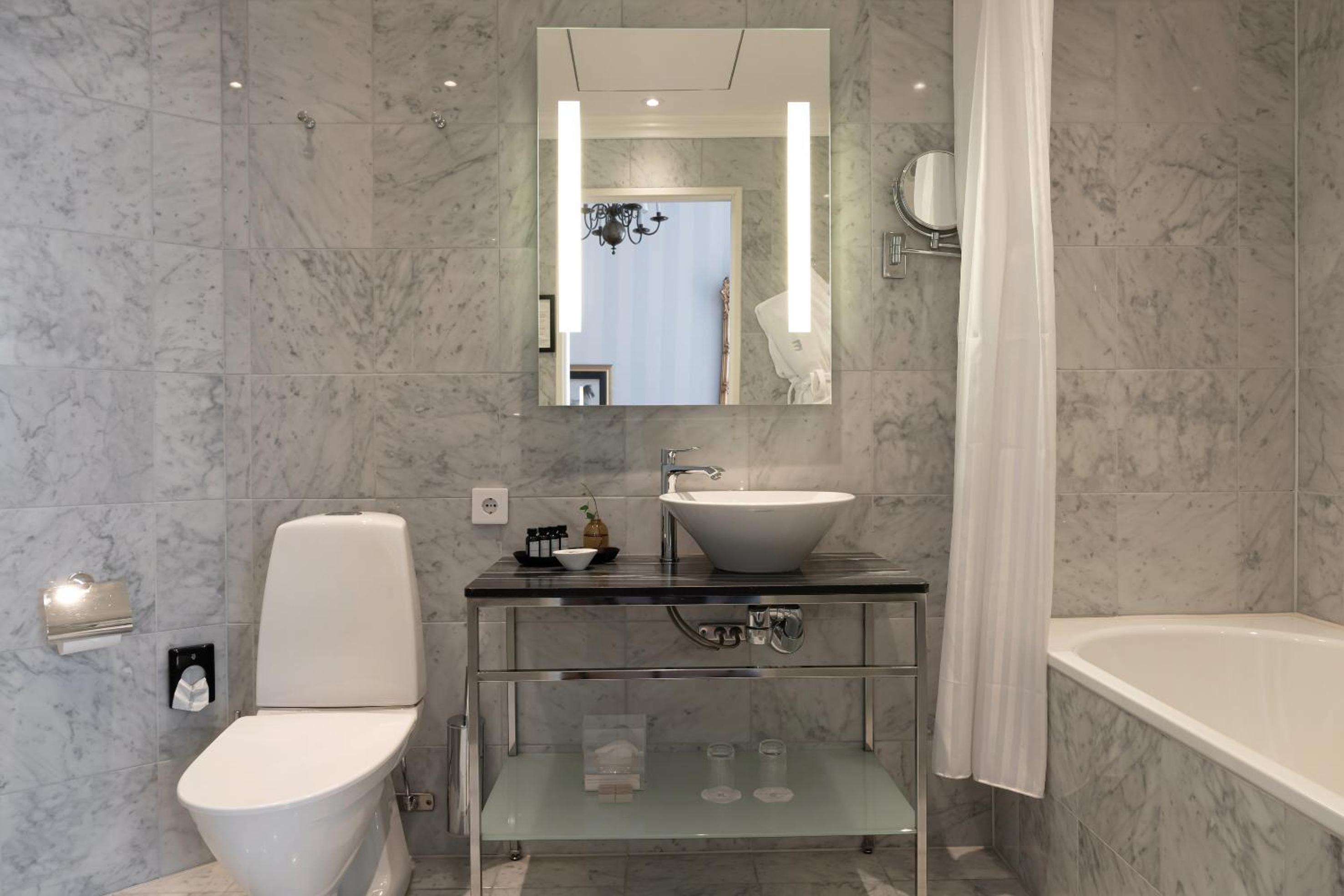 Junior Suite - Photo 6