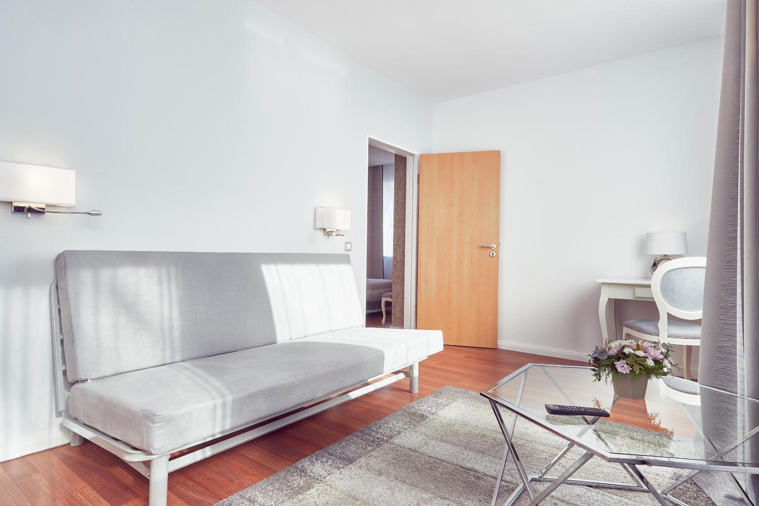 Family Suite - Photo 9