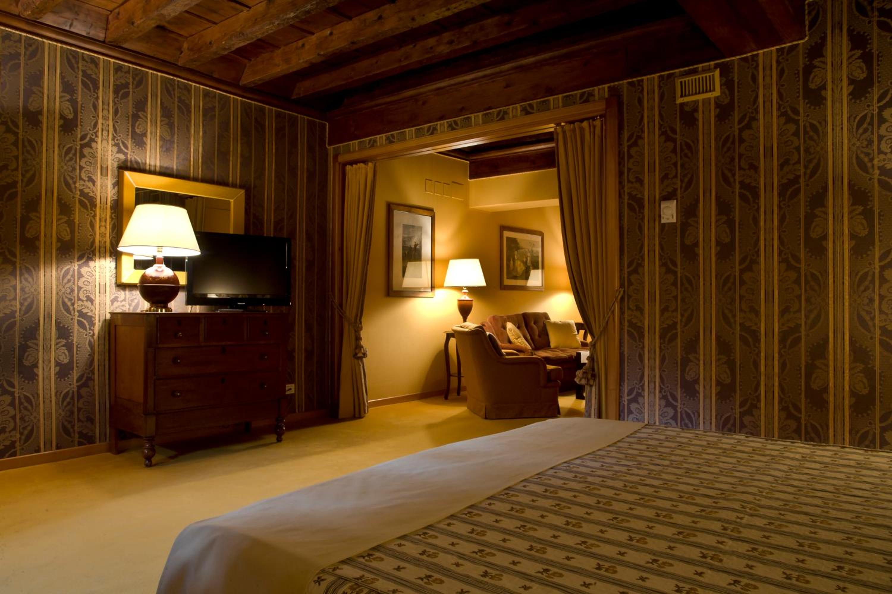 Junior Suite - Photo 3