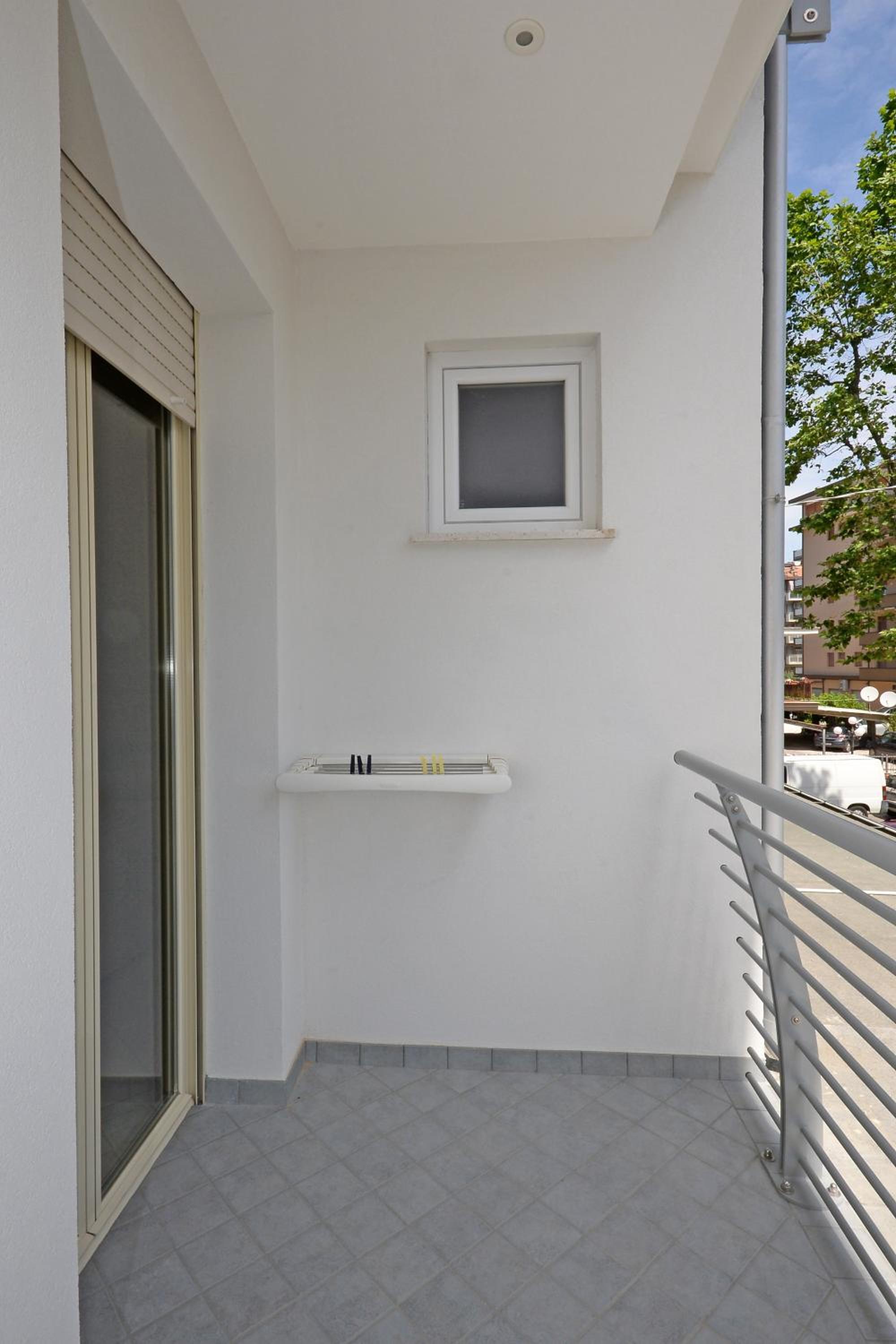 Double Room - Photo 5