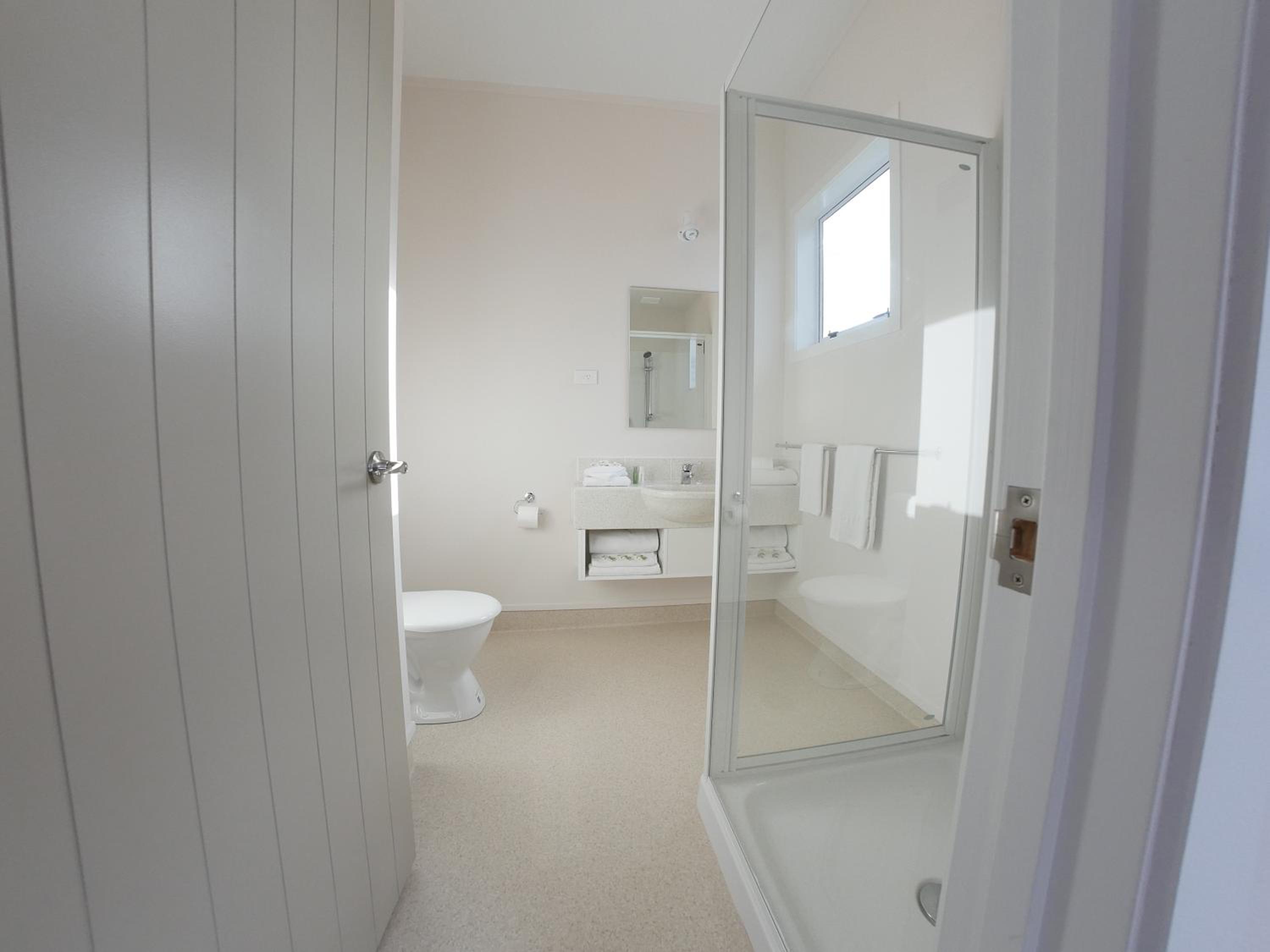 Deluxe King Room photo 3