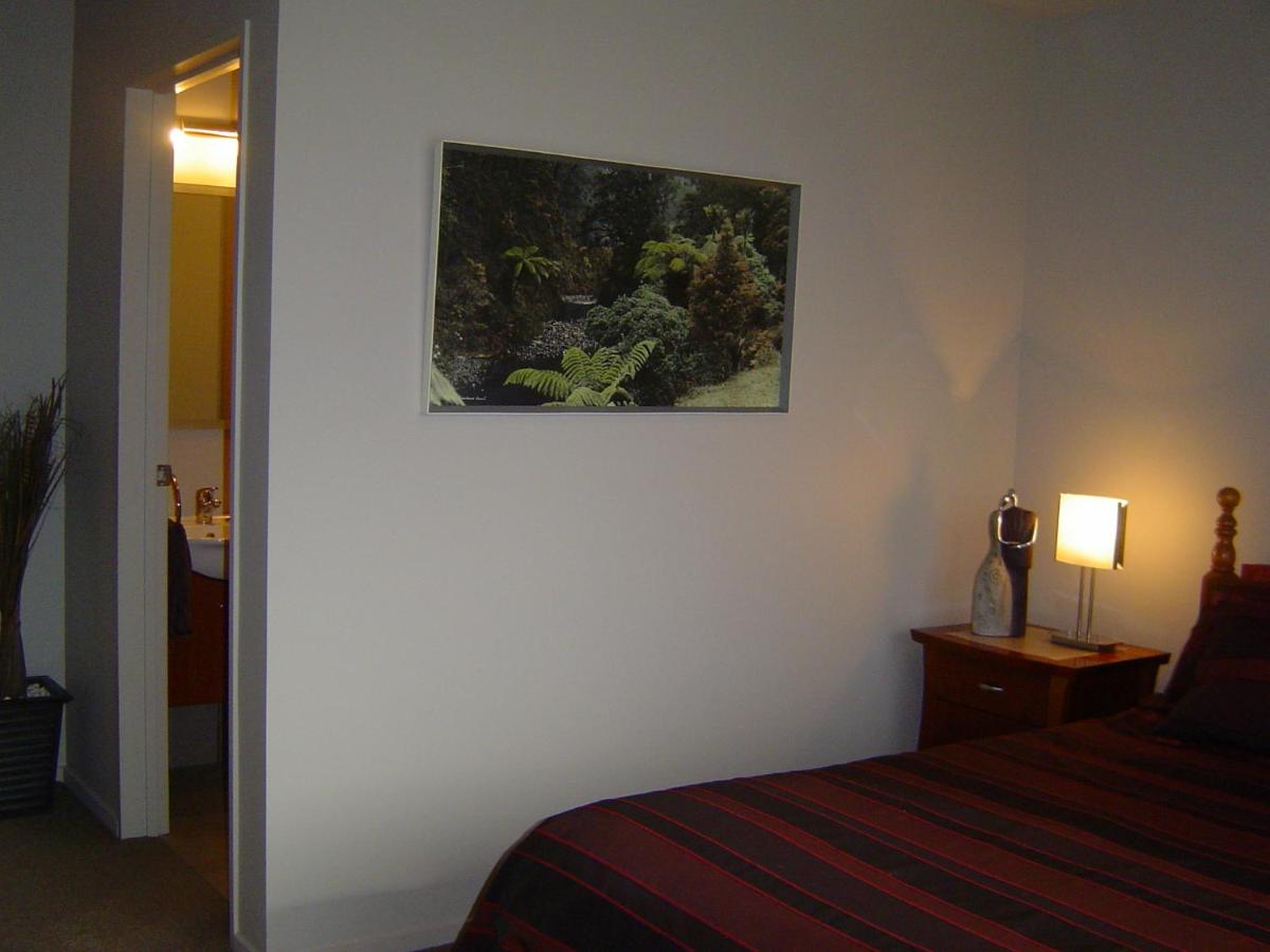 Queen Room with Garden View photo 3