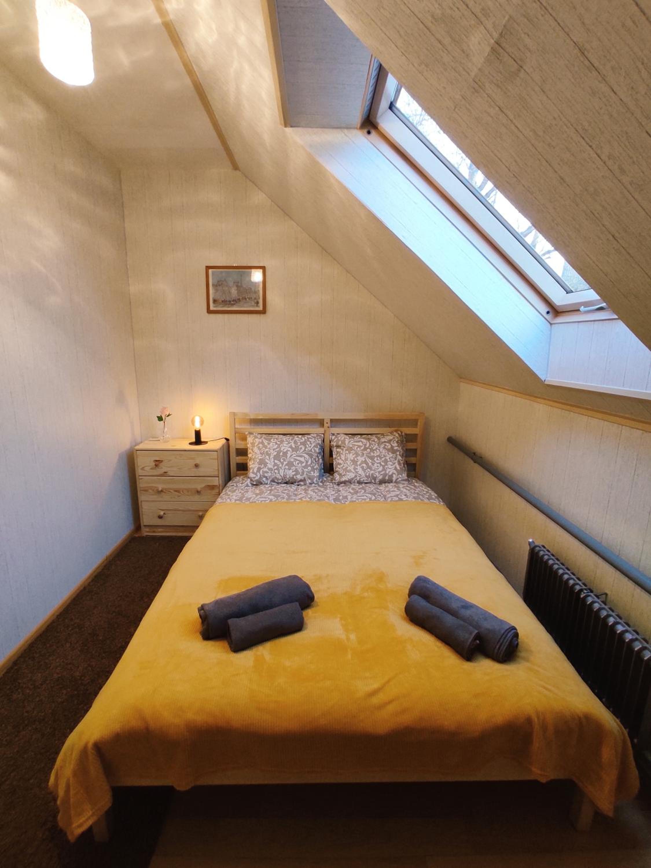 Double Room with Private Bathroom - Photo 1