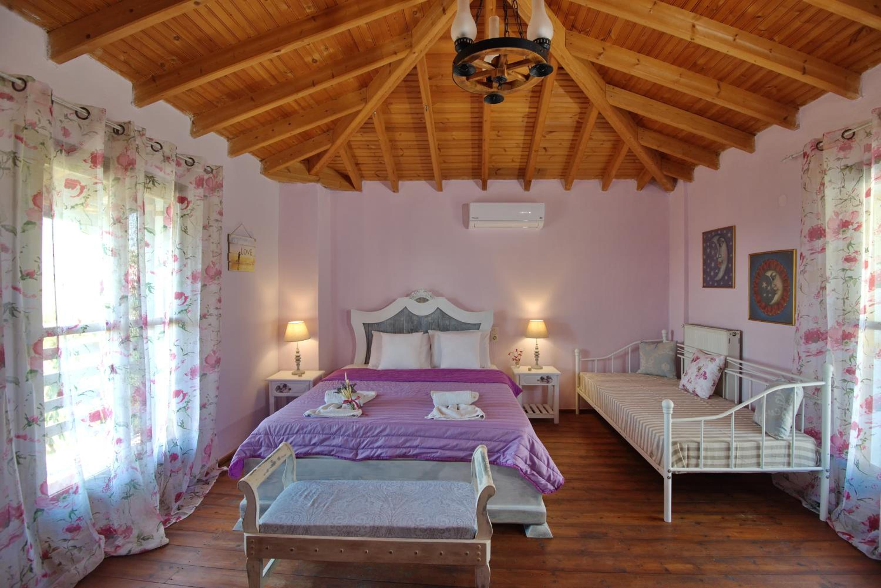 One-Bedroom House - Photo 1