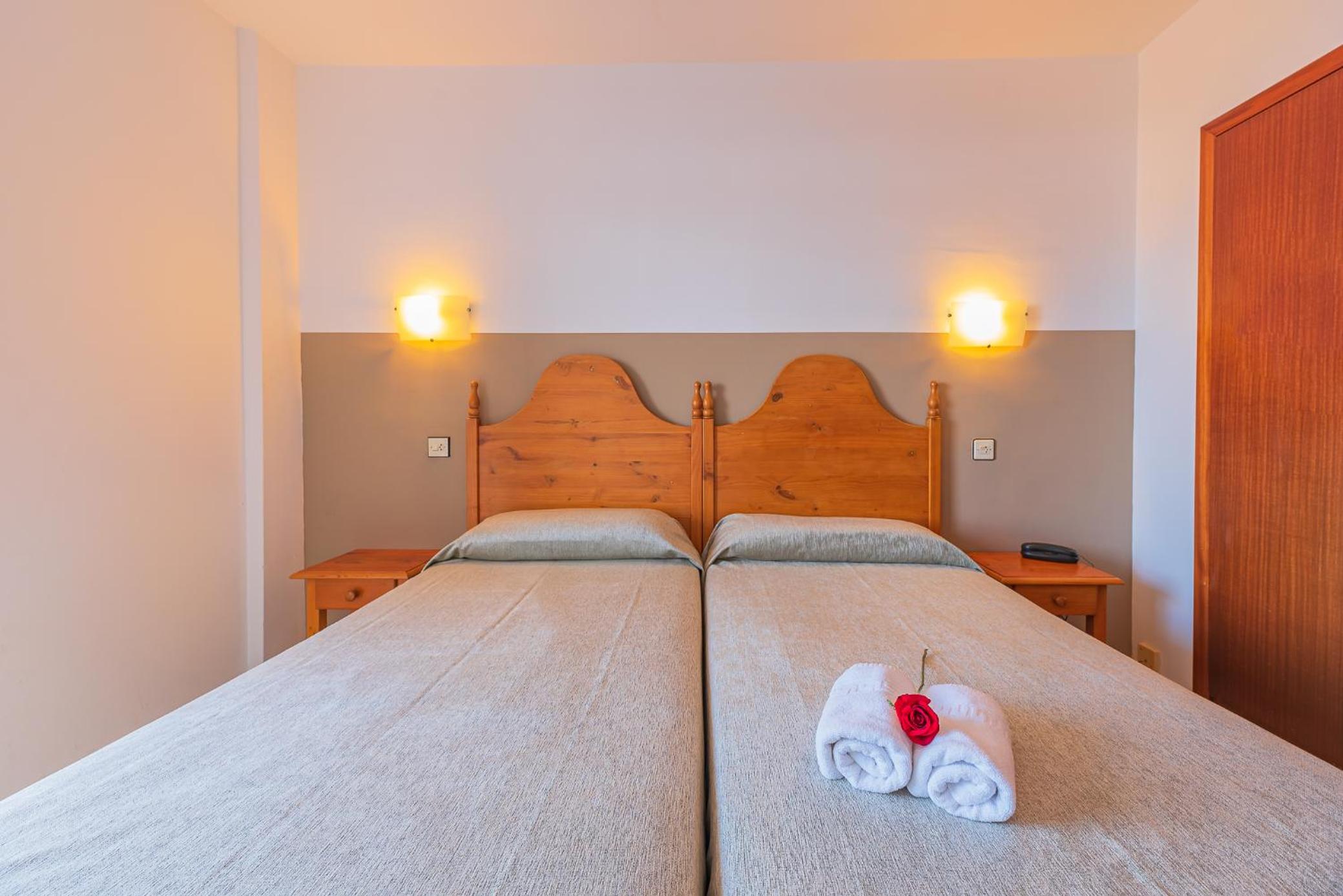 One-Bedroom Apartment (2 Adults)