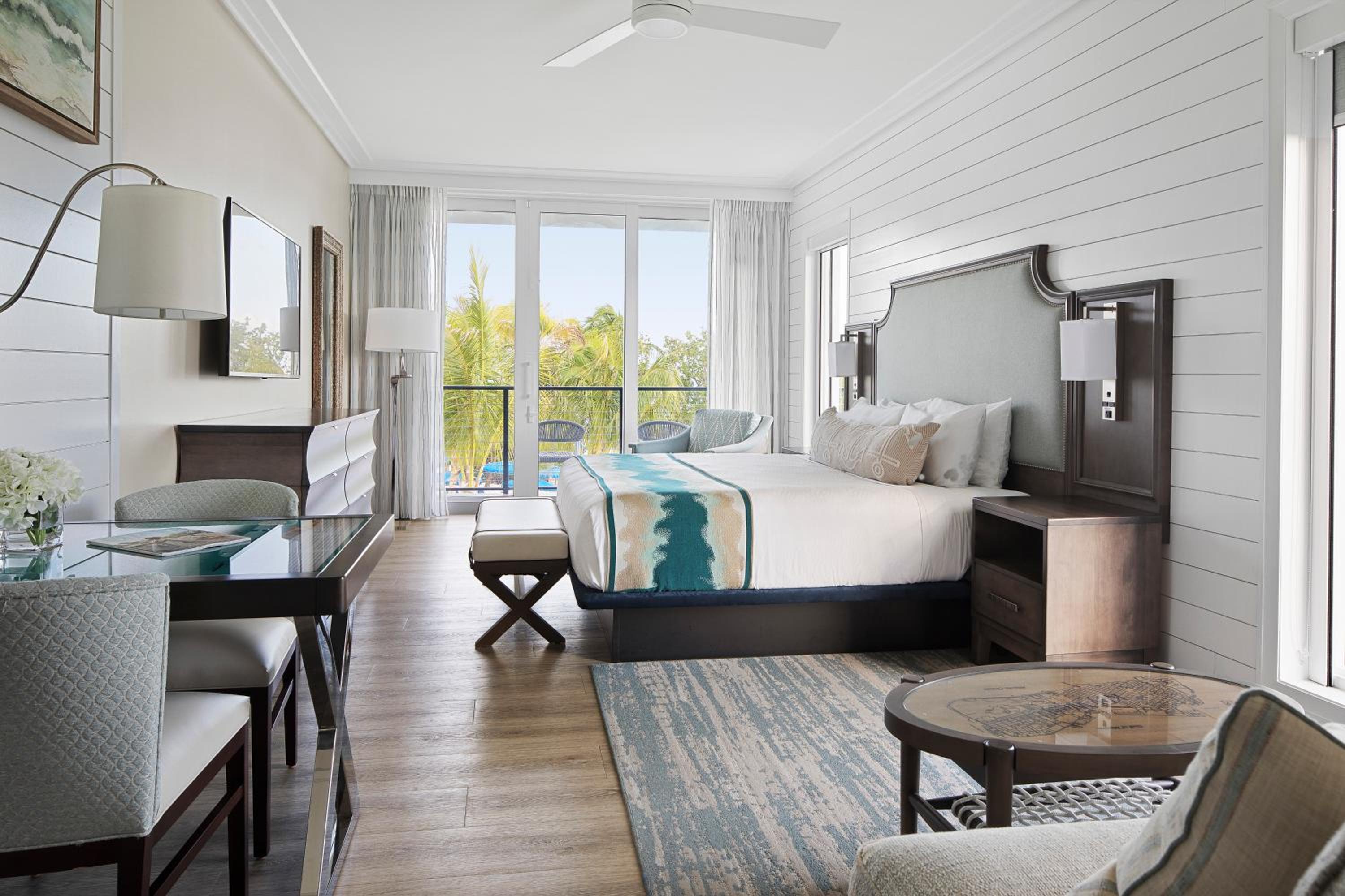 Double Room with Balcony and Sea View