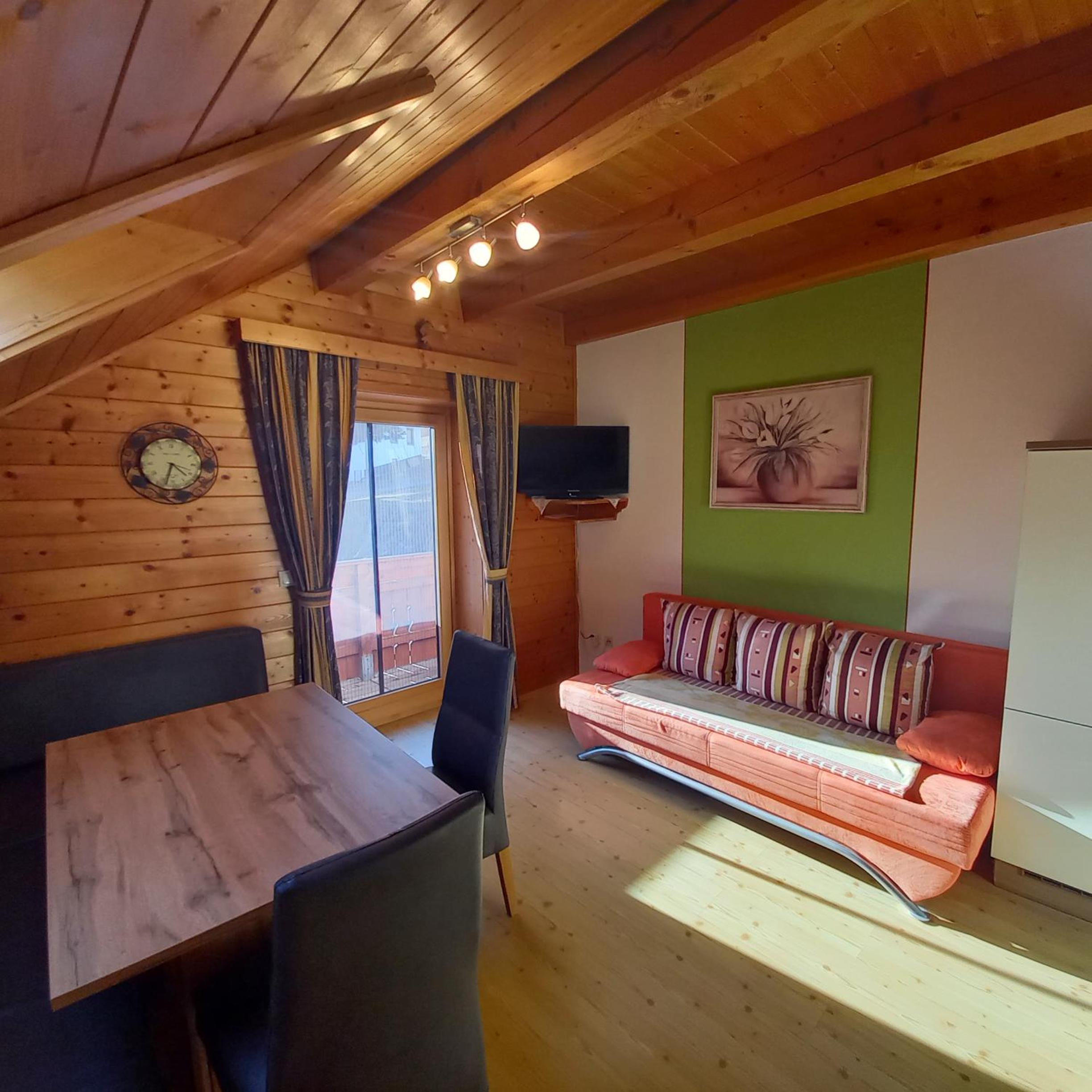 Two-Bedroom Apartment with Mountain View photo 1