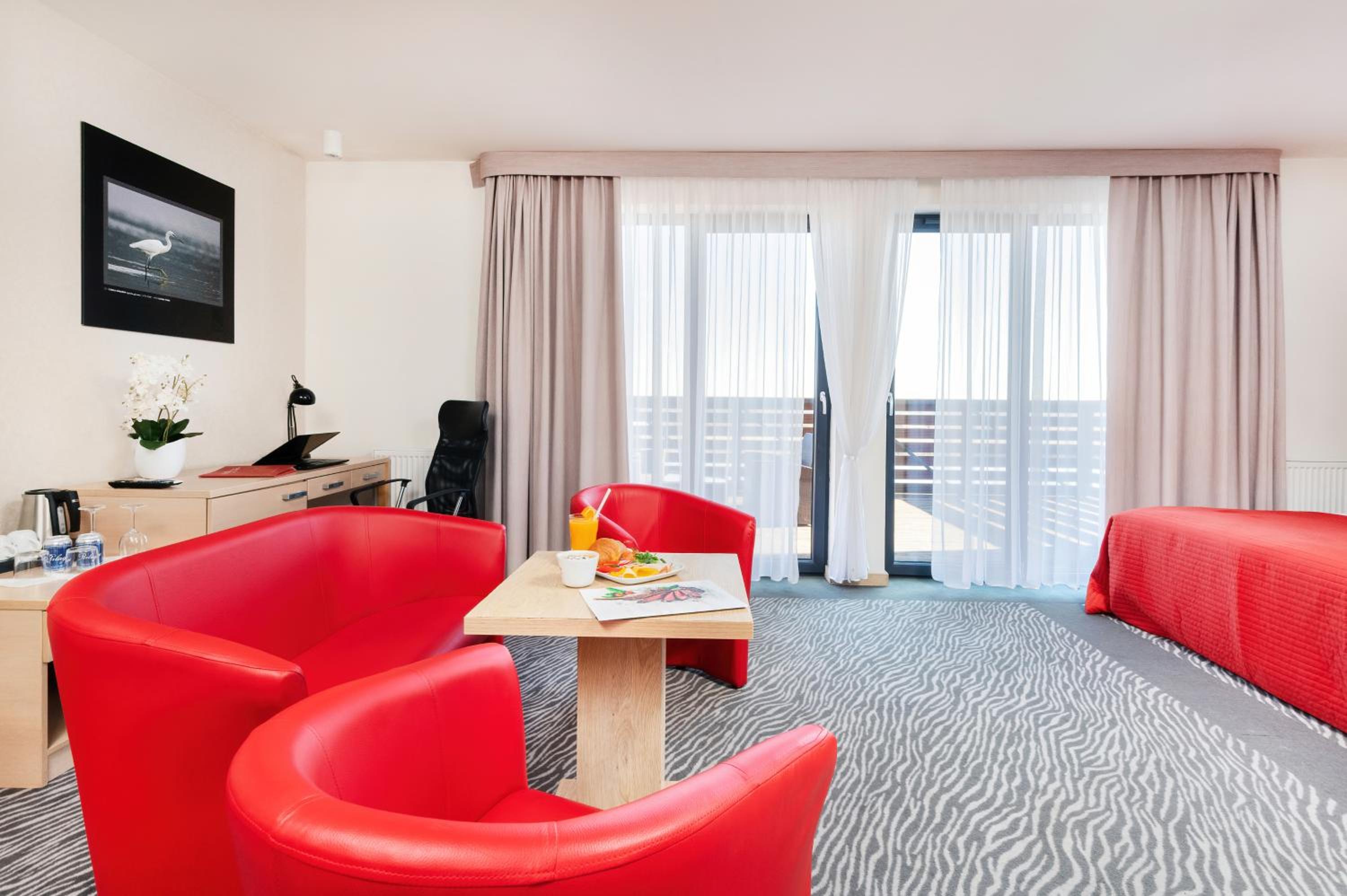 Deluxe Double Room with River View - Photo 2